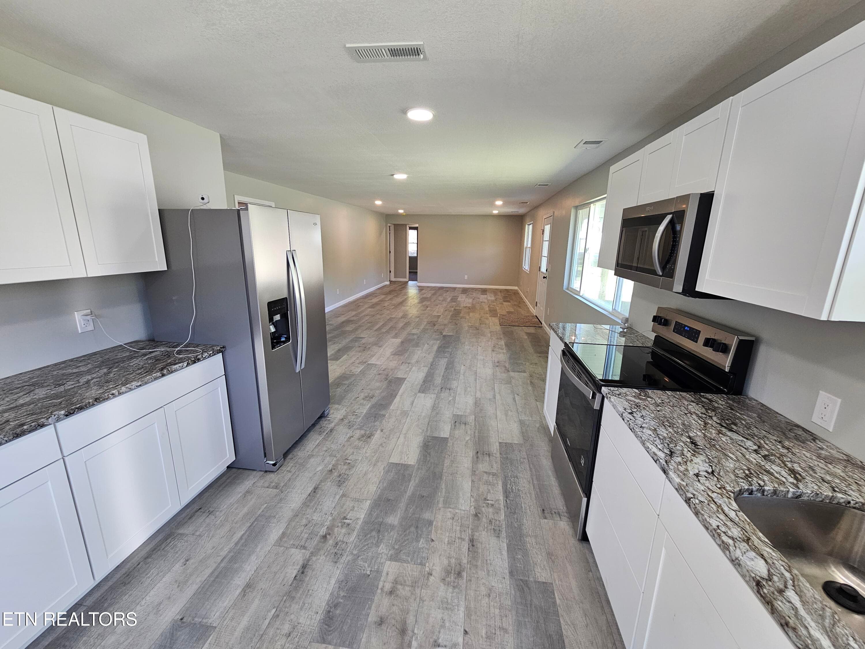 1000062817 - 321 N Dunlap Ave, Rockwood, TN 37854, Rockwood