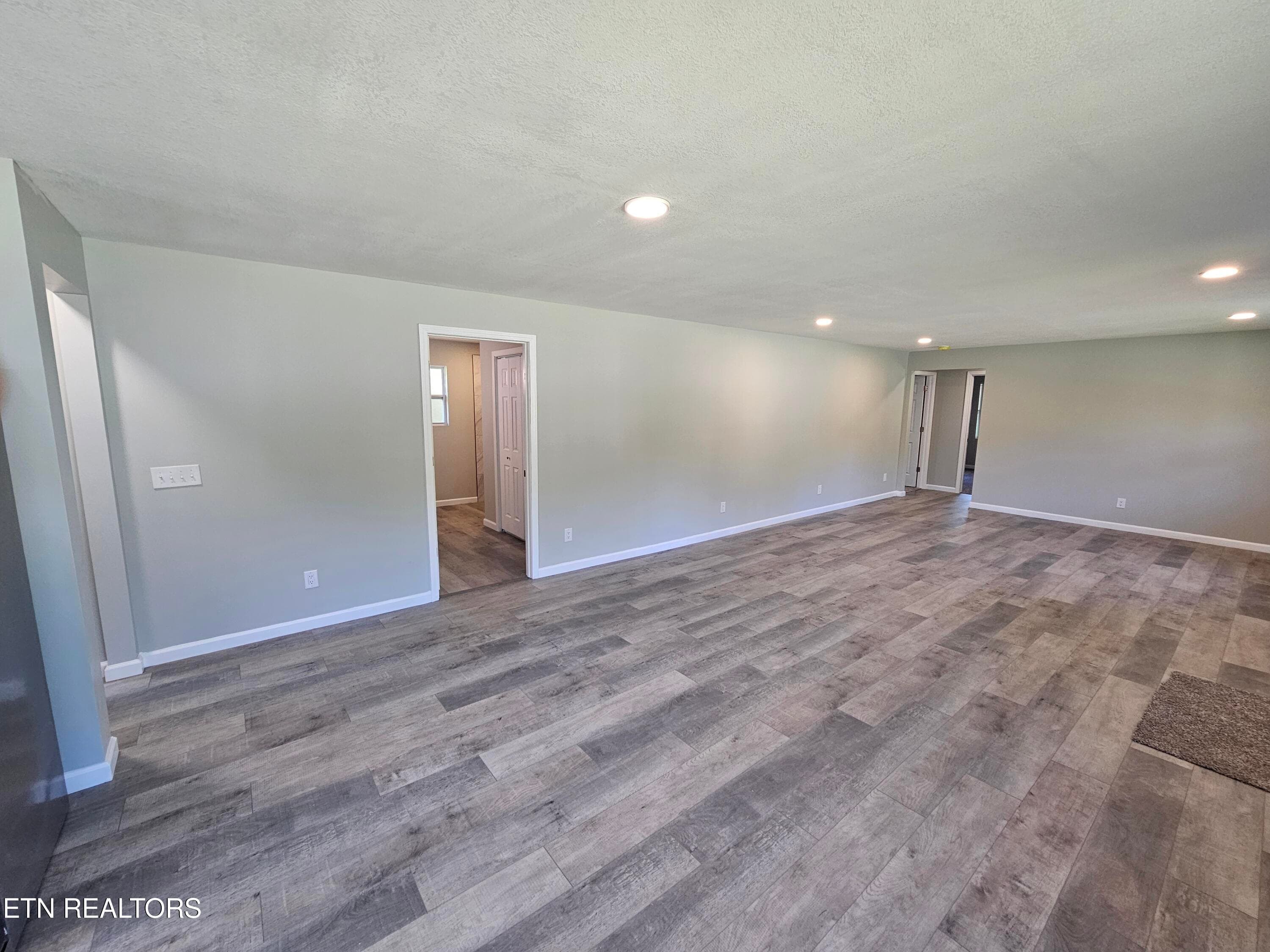 1000062818 - 321 N Dunlap Ave, Rockwood, TN 37854, Rockwood