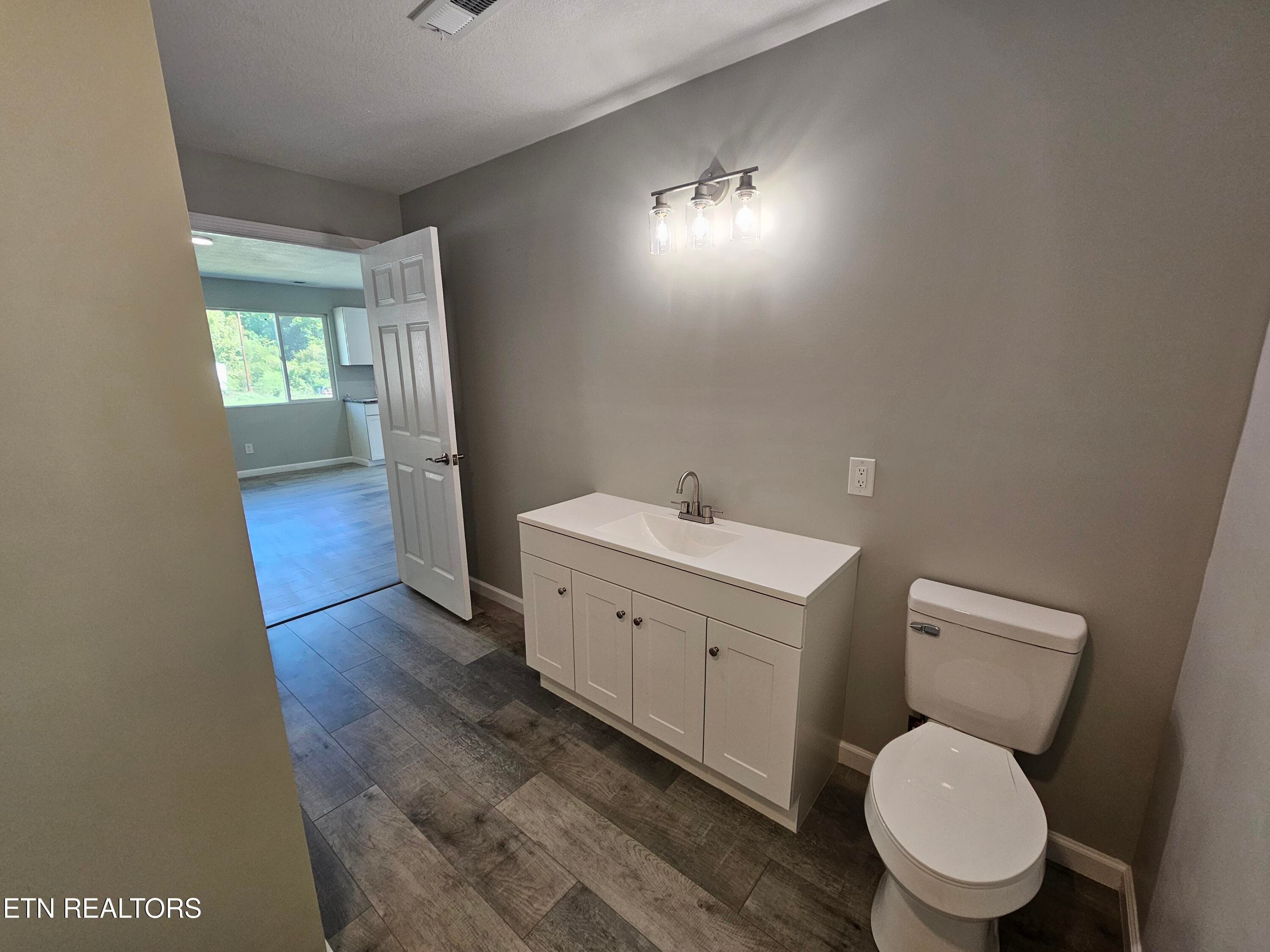 1000062831 - 321 N Dunlap Ave, Rockwood, TN 37854, Rockwood