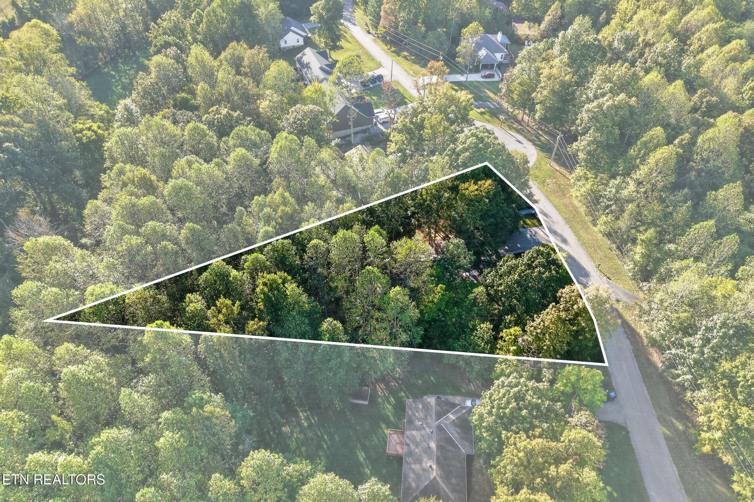 DJI_20261009053029_0037_D1 - 510 Hickory Lane, Sparta, TN 38583, Sparta