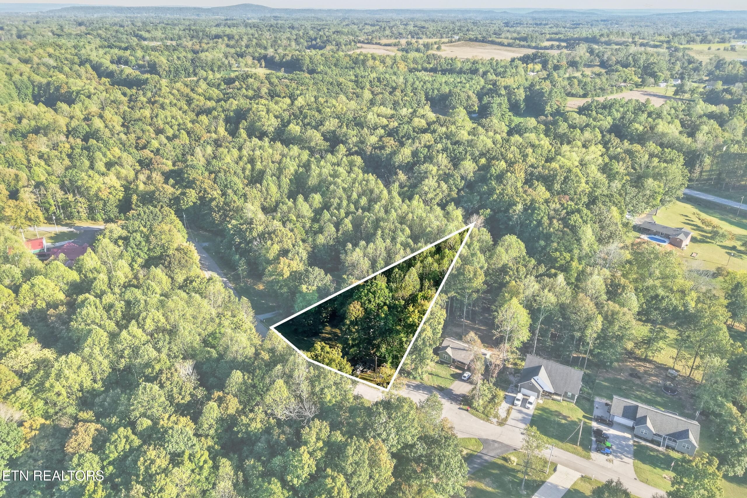 DJI_20261009053134_0041_D2 - 510 Hickory Lane, Sparta, TN 38583, Sparta