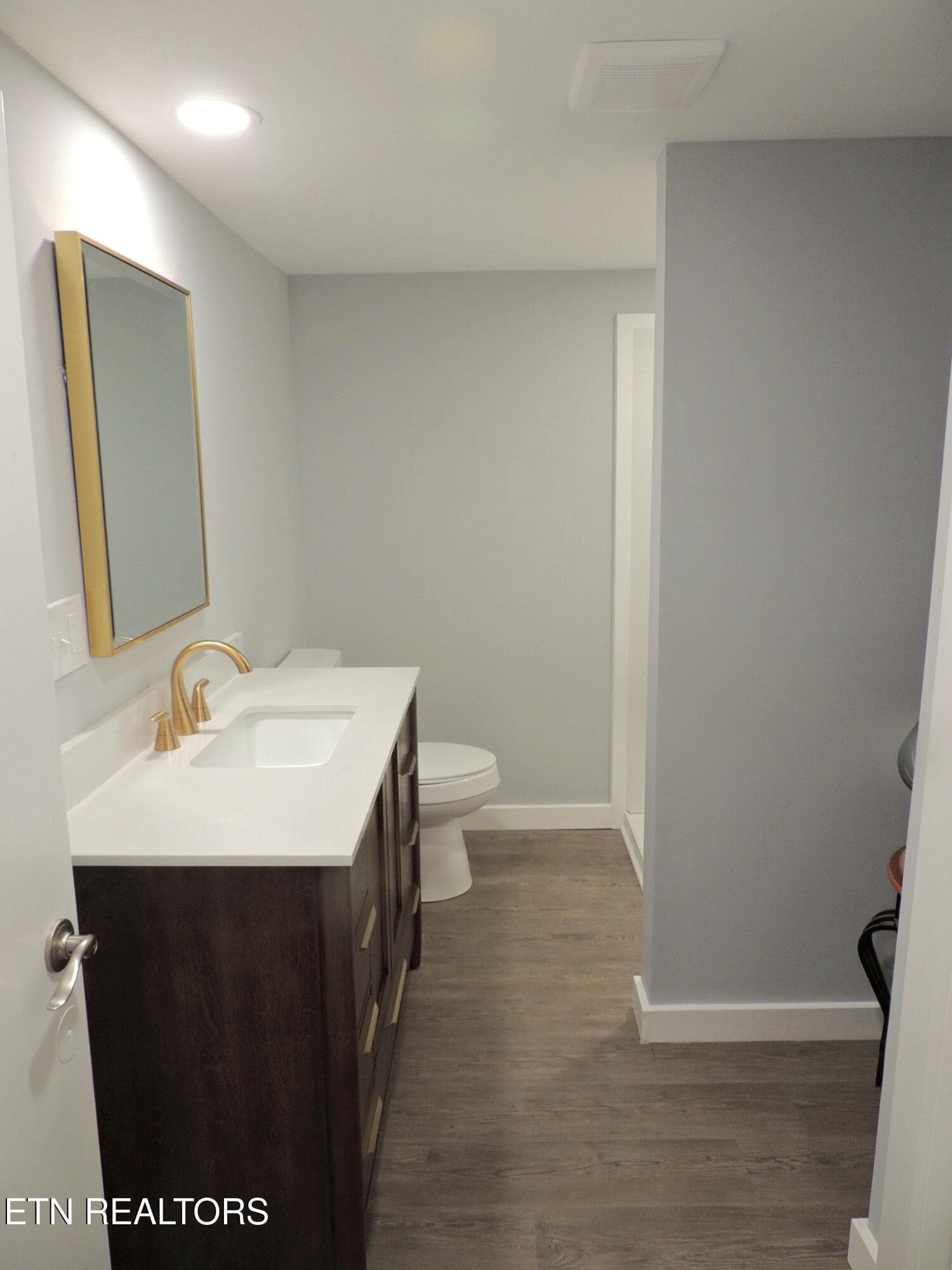 Downstairs Bathroom - 3434 Kenilworth Lane, Knoxville, TN 37917, Knoxville