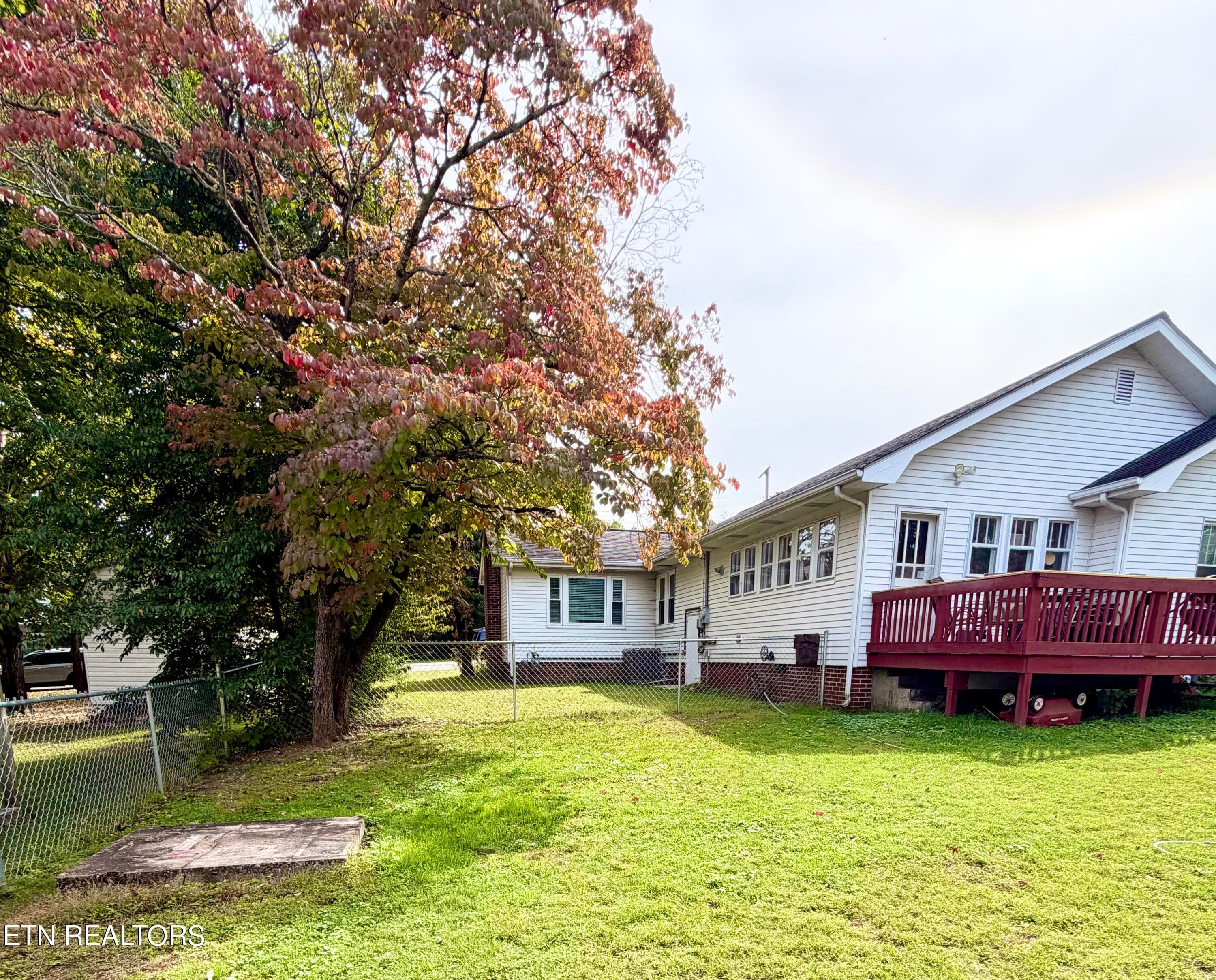 IMG_5986 - 108 W Elm St, LaFollette, TN 37766, LaFollette