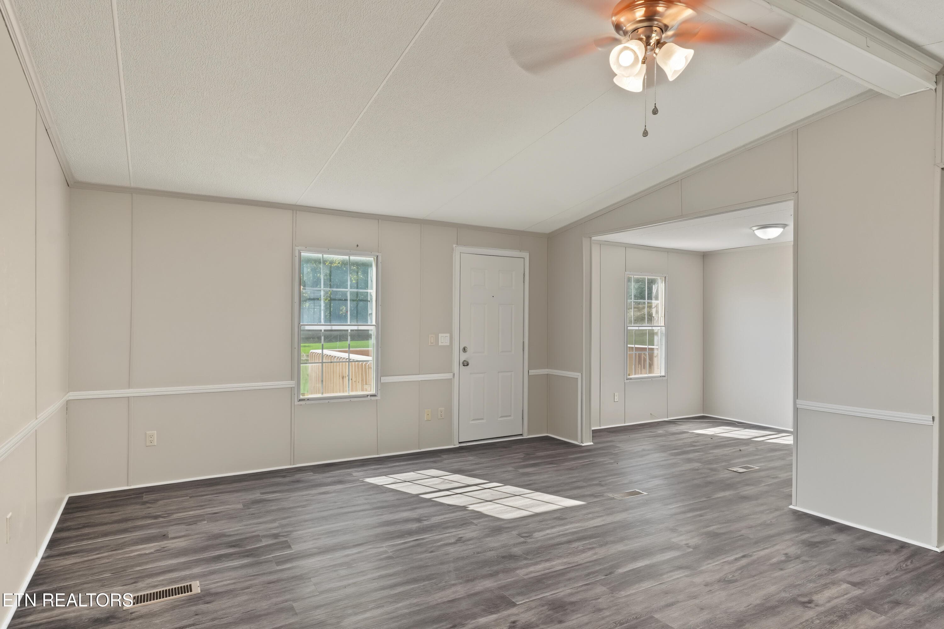 DSC07231-2 - 1528 Hiwassee Rd, Sweetwater, TN 37874, Sweetwater