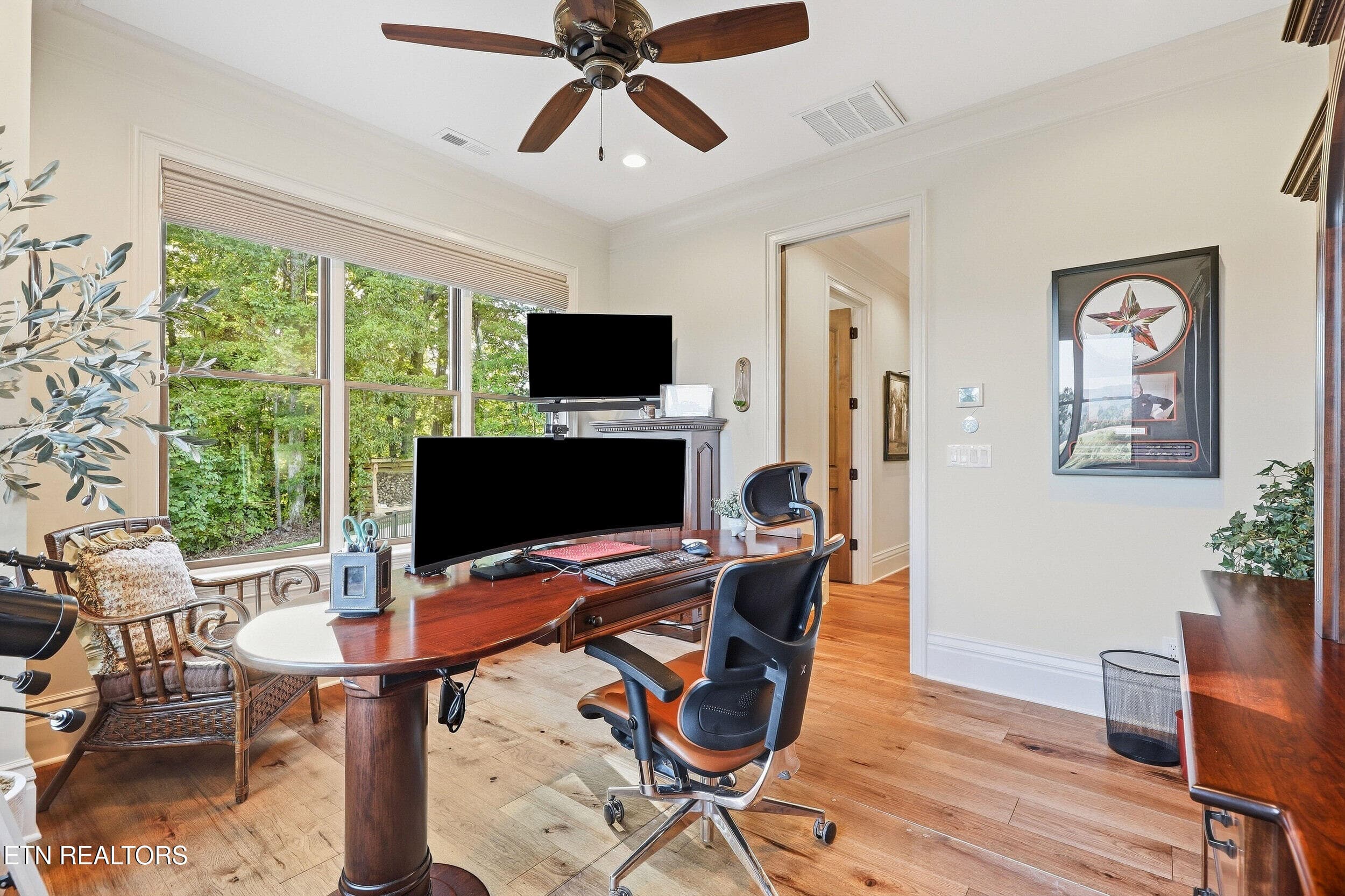 Private Home Office - 2032 Cochran Rd, Maryville, TN 37803