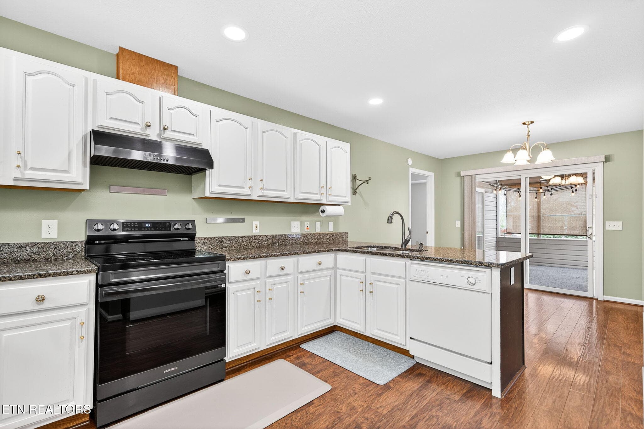 Kitchen - 15 Ridge Crest Circle, Crossville, TN 38558, Crossville