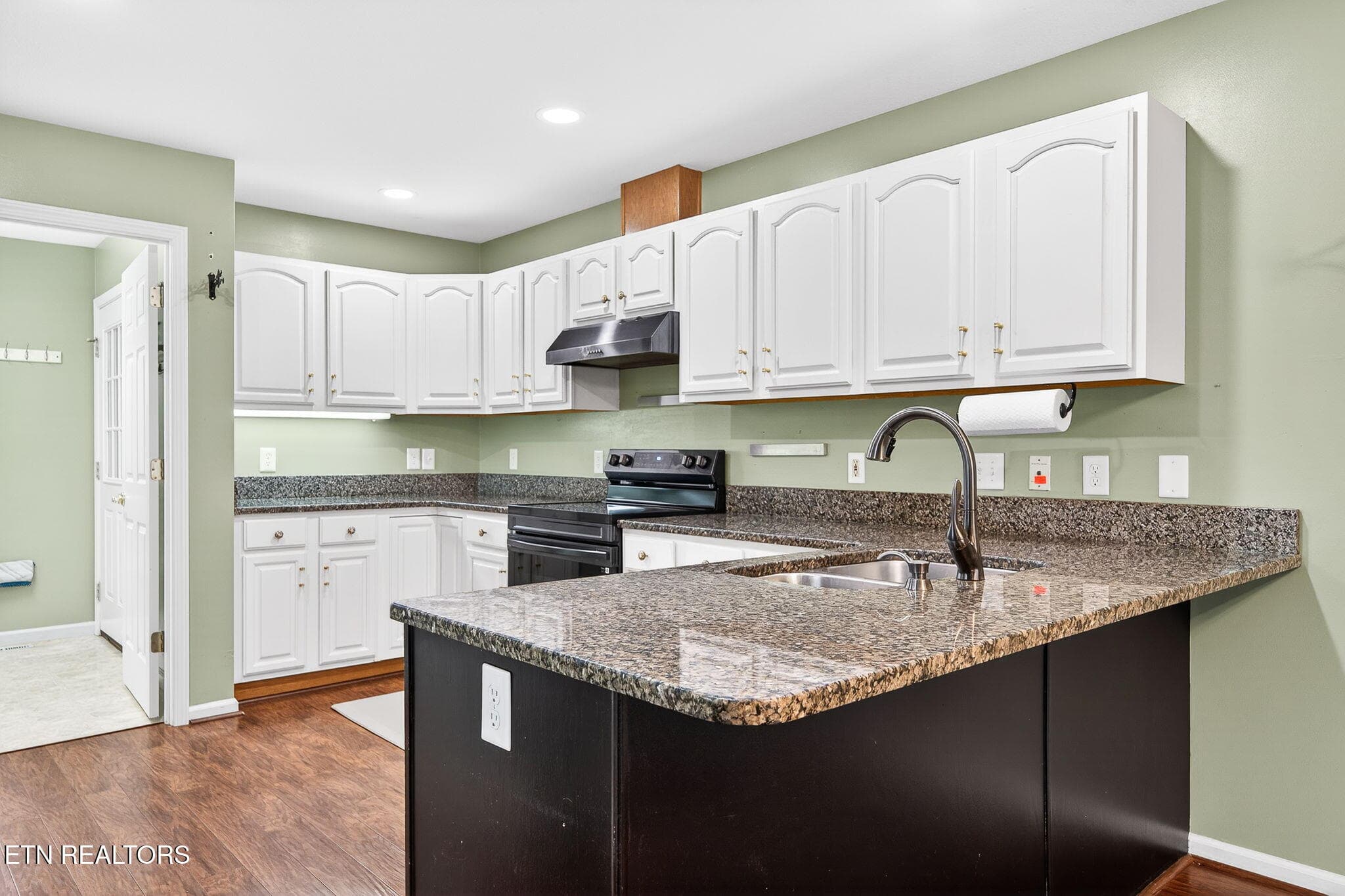 Kitchen - 15 Ridge Crest Circle, Crossville, TN 38558, Crossville