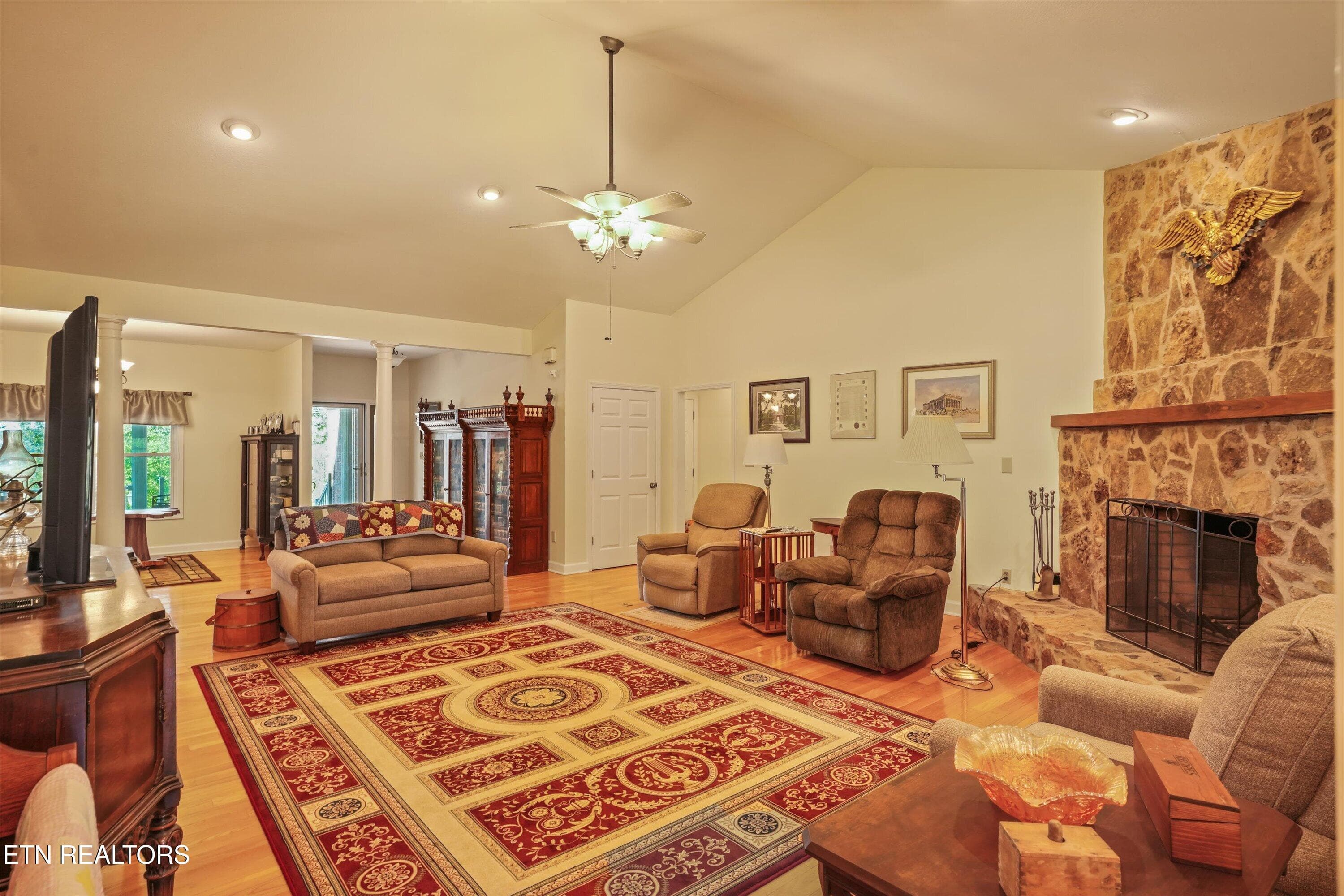 Family room - 3412 Seebers Court, Louisville, TN 37777, Louisville