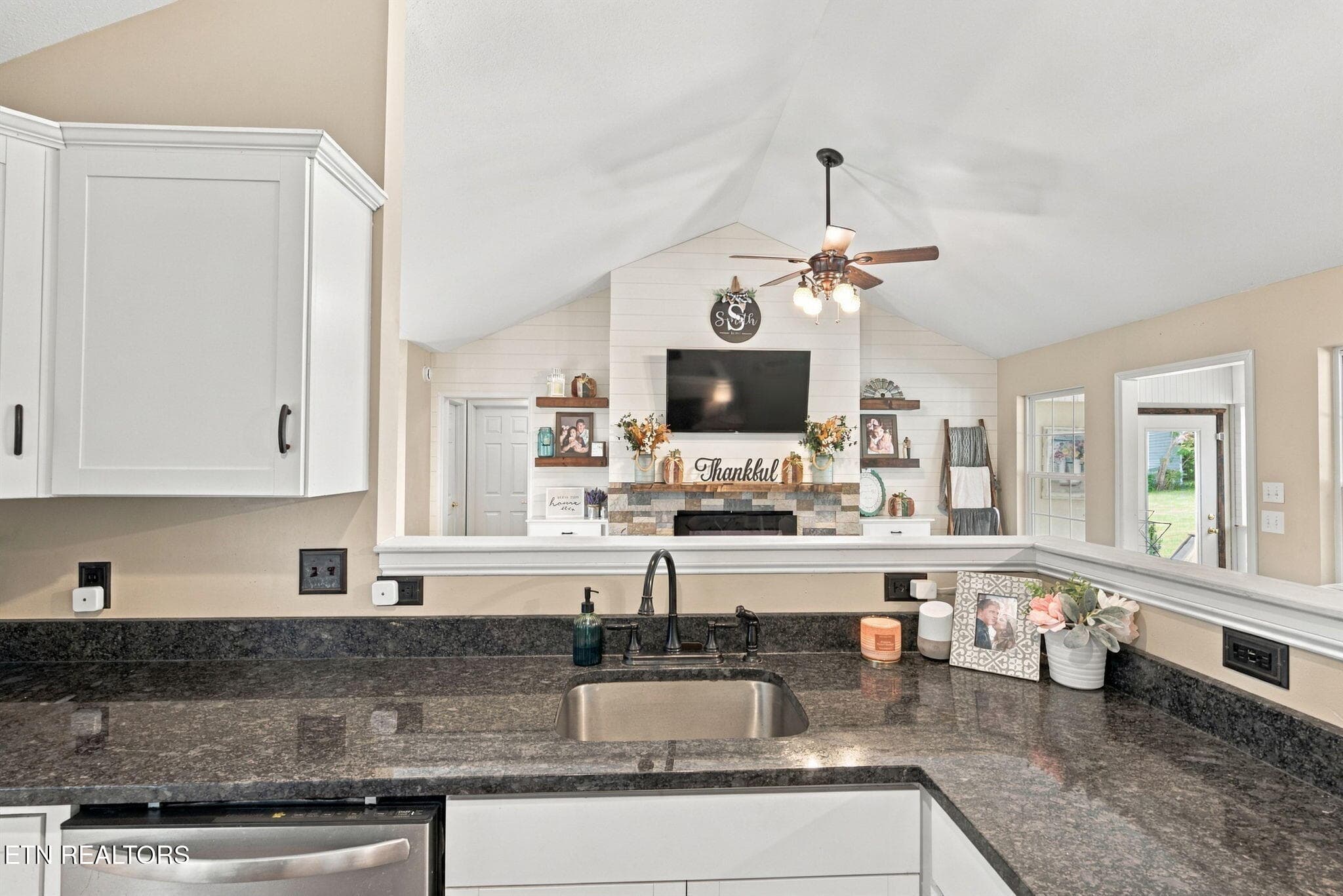 11-web-or-mls-785-Harvest-Meadows-Dr-Kod - 785 Harvest Meadows Drive, Kodak, TN 37764, Kodak
