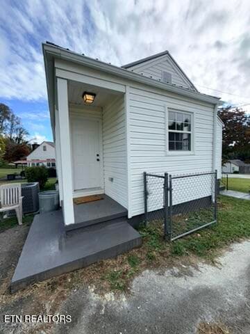 IMG_1175 - 117 Linden Ave, LaFollette, TN 37766, LaFollette