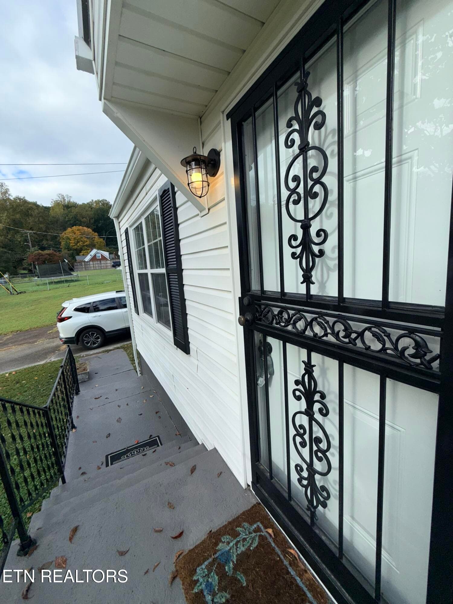 IMG_1191 - 117 Linden Ave, LaFollette, TN 37766, LaFollette