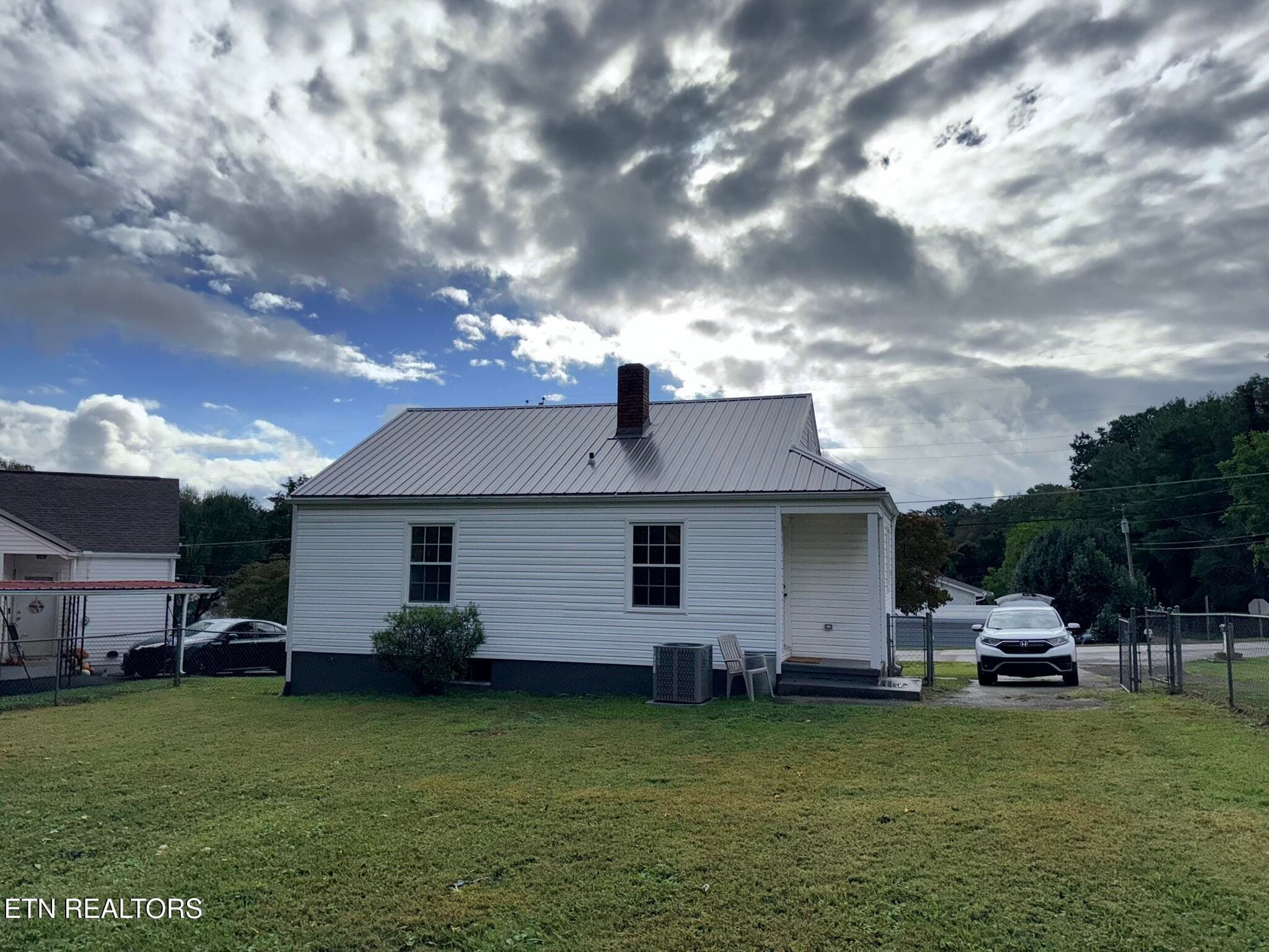 IMG_1178 - 117 Linden Ave, LaFollette, TN 37766, LaFollette