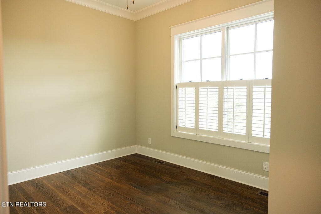 Office - 157 River Watch Way, Loudon, TN 37774, Loudon