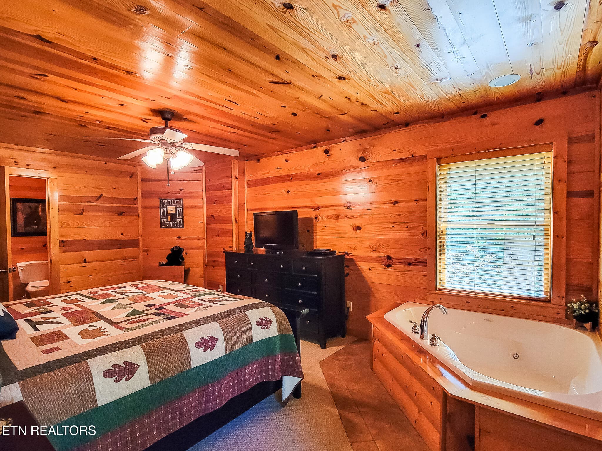 20240611_153010 - 4723 Riversong Ridge Way, Sevierville, TN 37876, Sevierville