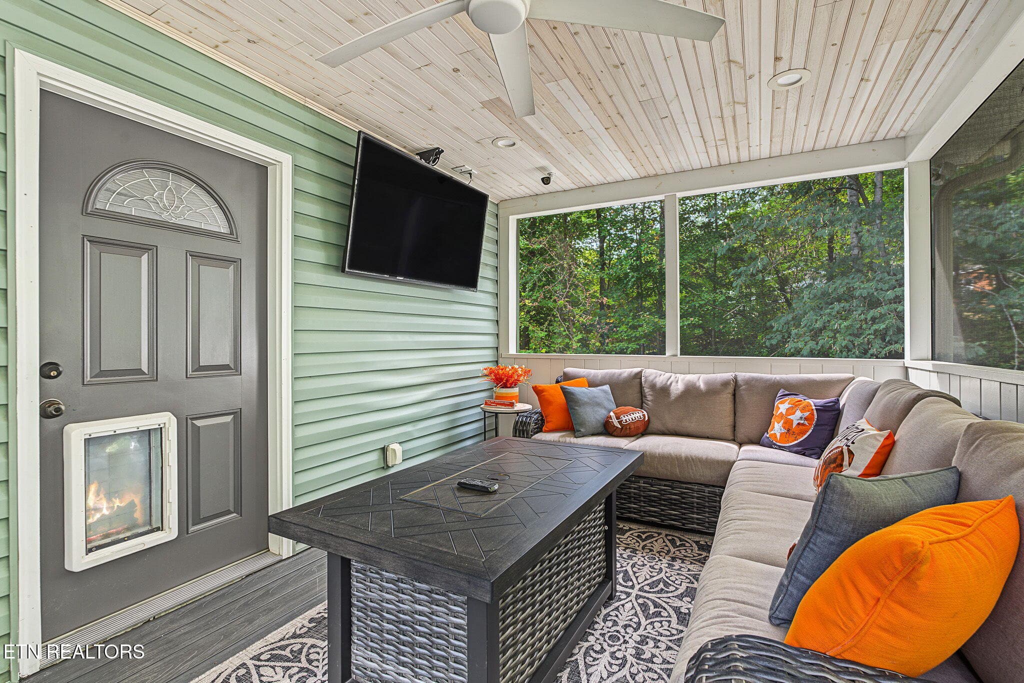 11-web-or-mls-_DSC8431 - 210 Walden Ave, Oliver Springs, TN 37840, Oliver Springs