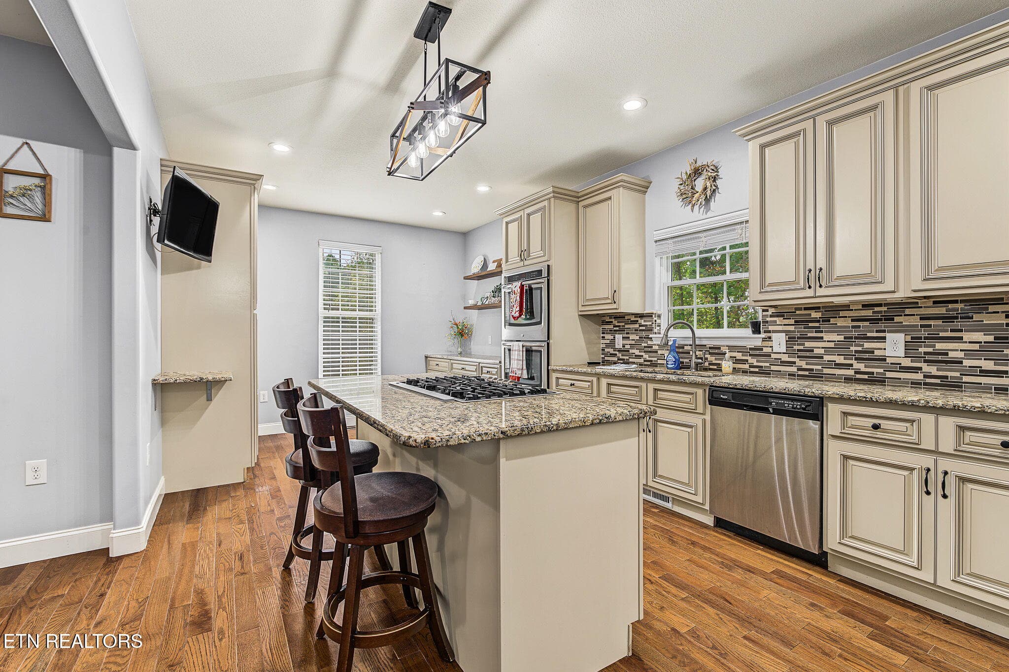 28-web-or-mls-_DSC8261 - 210 Walden Ave, Oliver Springs, TN 37840, Oliver Springs