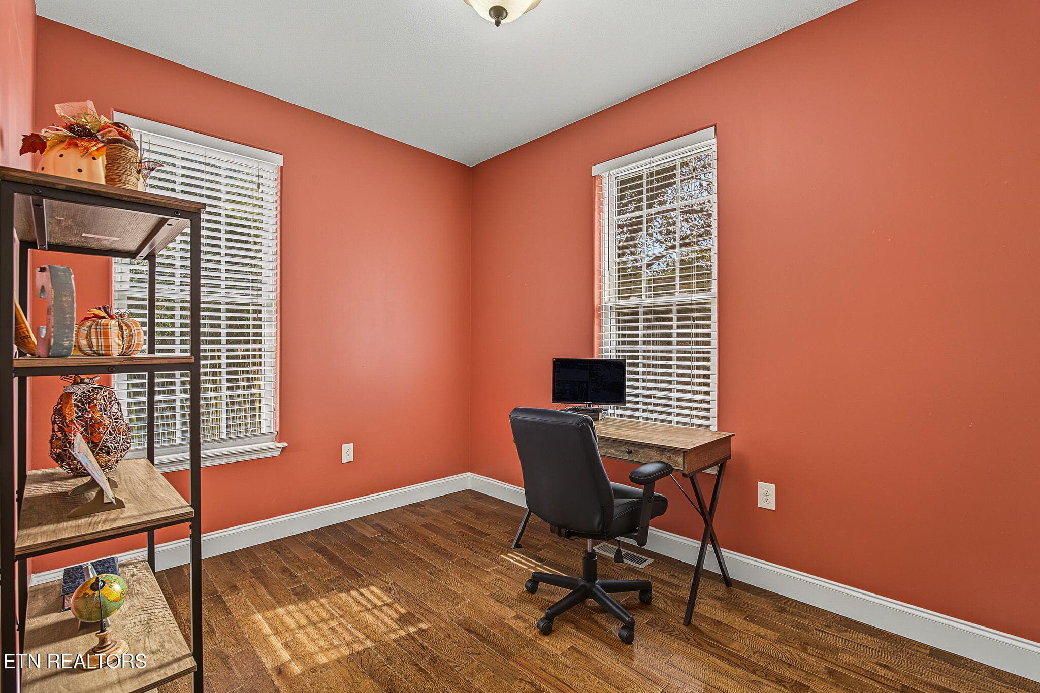 40-web-or-mls-_DSC8321 - 210 Walden Ave, Oliver Springs, TN 37840, Oliver Springs