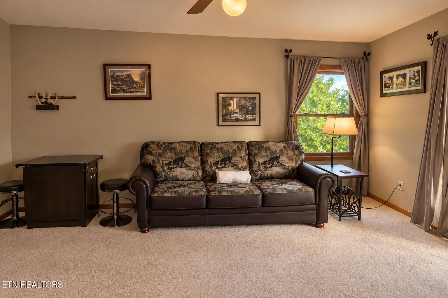 bright_lodge_style_living_room_with_sofa - 504 Matterhorn Drive, Gatlinburg, TN 37738, Gatlinburg