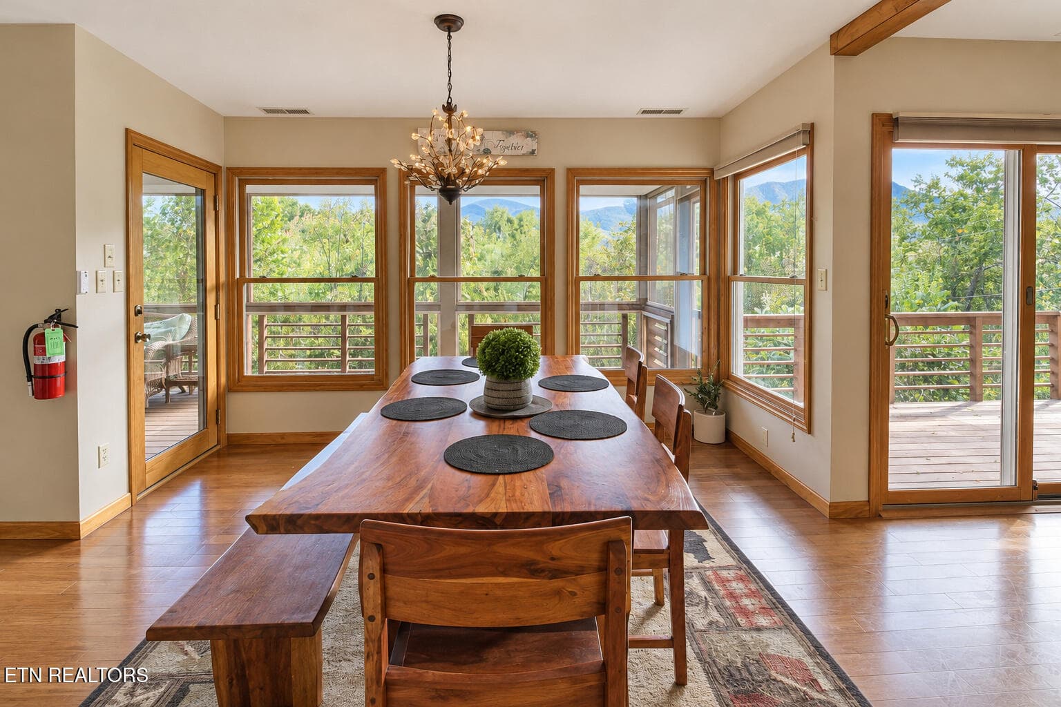 bright_rustic_dining_room_with_mountain_ - 504 Matterhorn Drive, Gatlinburg, TN 37738, Gatlinburg
