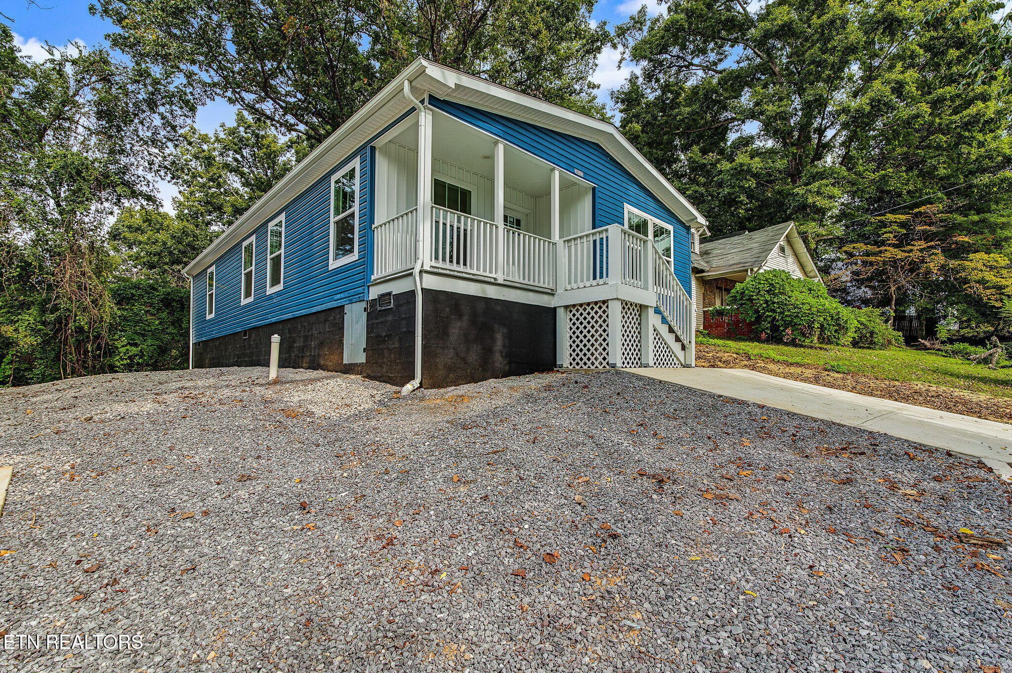 1-web-or-mls-3821-bonnie-view-ave - 3821 Bonnie View Ave, Knoxville, TN 37914, Knoxville