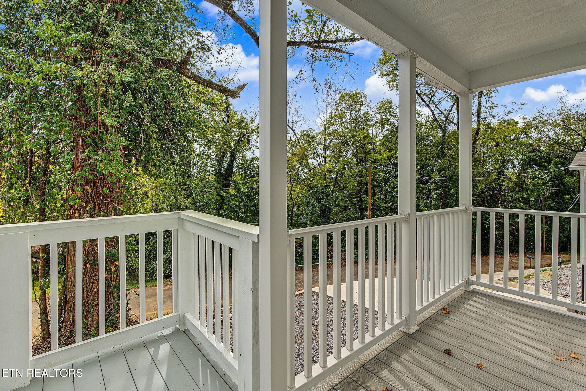 4-web-or-mls-3821-bonnie-view-ave - 3821 Bonnie View Ave, Knoxville, TN 37914, Knoxville