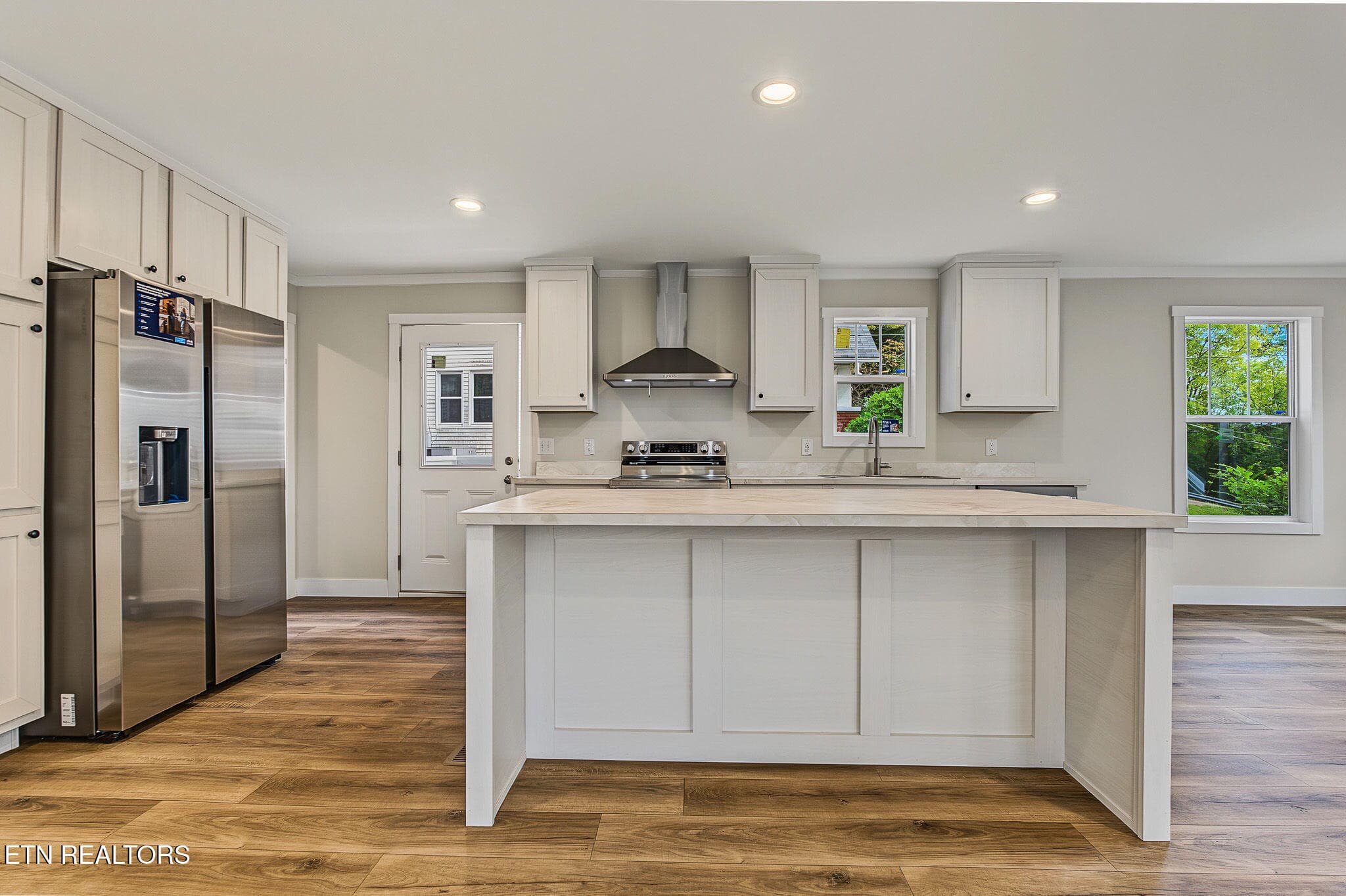 9-web-or-mls-3821-bonnie-view-ave - 3821 Bonnie View Ave, Knoxville, TN 37914, Knoxville