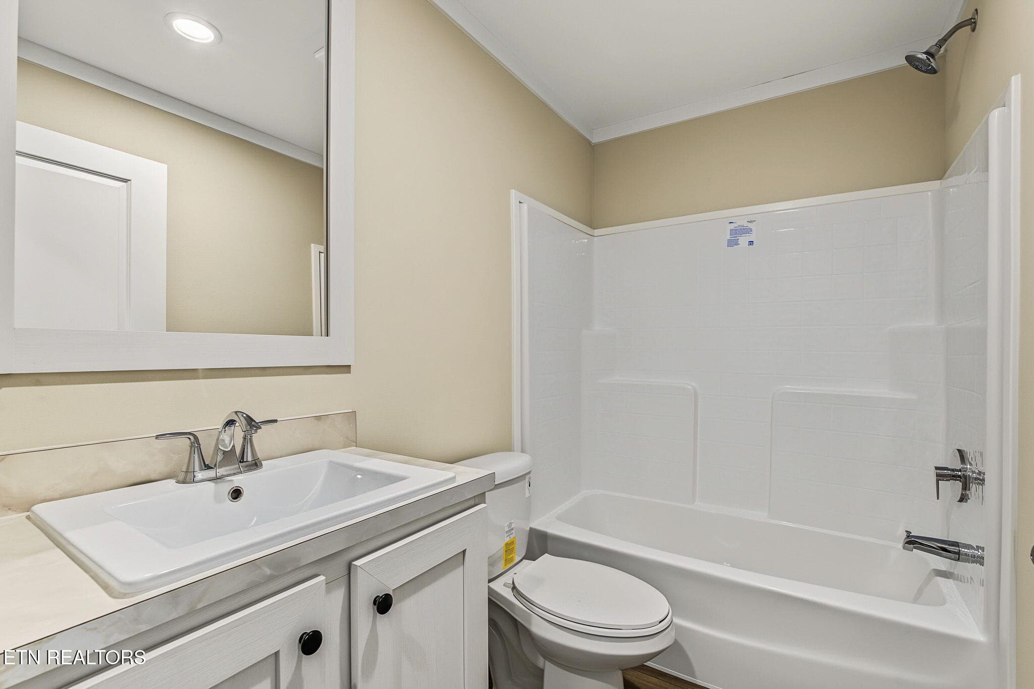 19-web-or-mls-3821-bonnie-view-ave - 3821 Bonnie View Ave, Knoxville, TN 37914, Knoxville