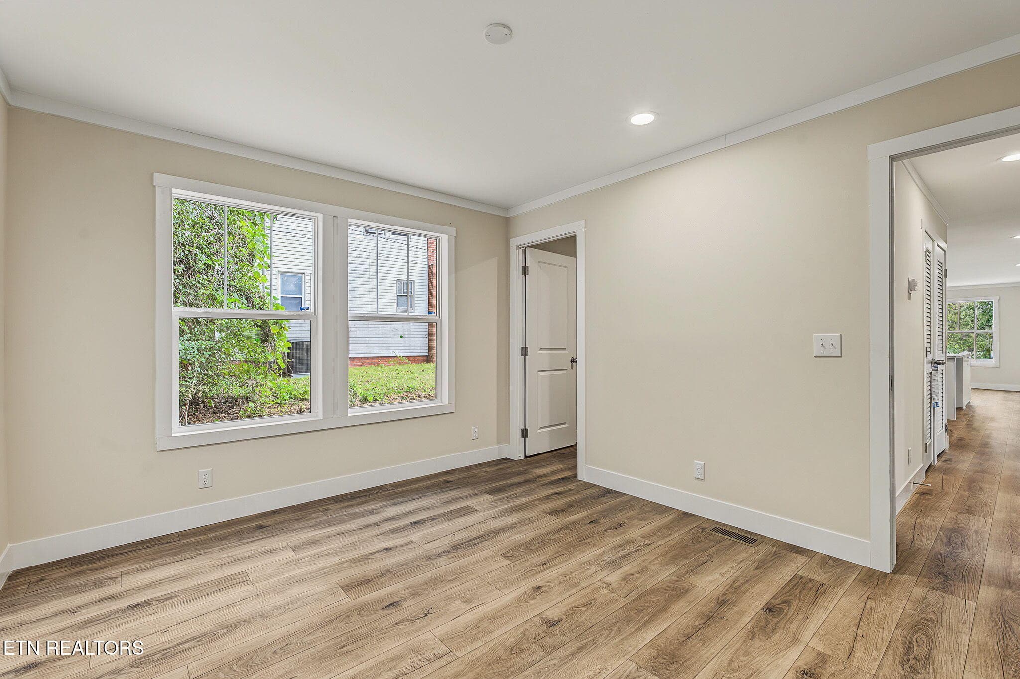 25-web-or-mls-3821-bonnie-view-ave - 3821 Bonnie View Ave, Knoxville, TN 37914, Knoxville