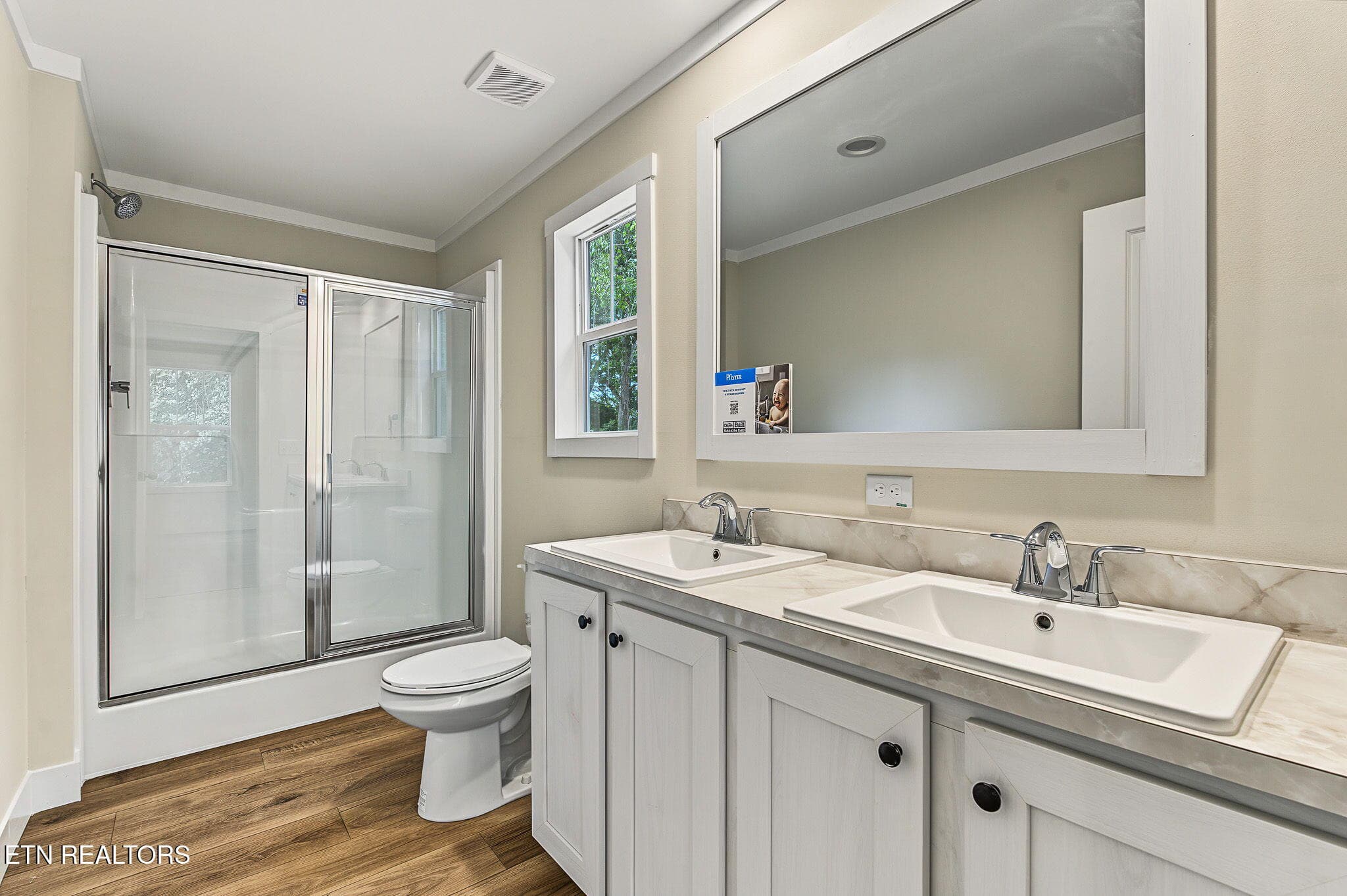 26-web-or-mls-3821-bonnie-view-ave - 3821 Bonnie View Ave, Knoxville, TN 37914, Knoxville