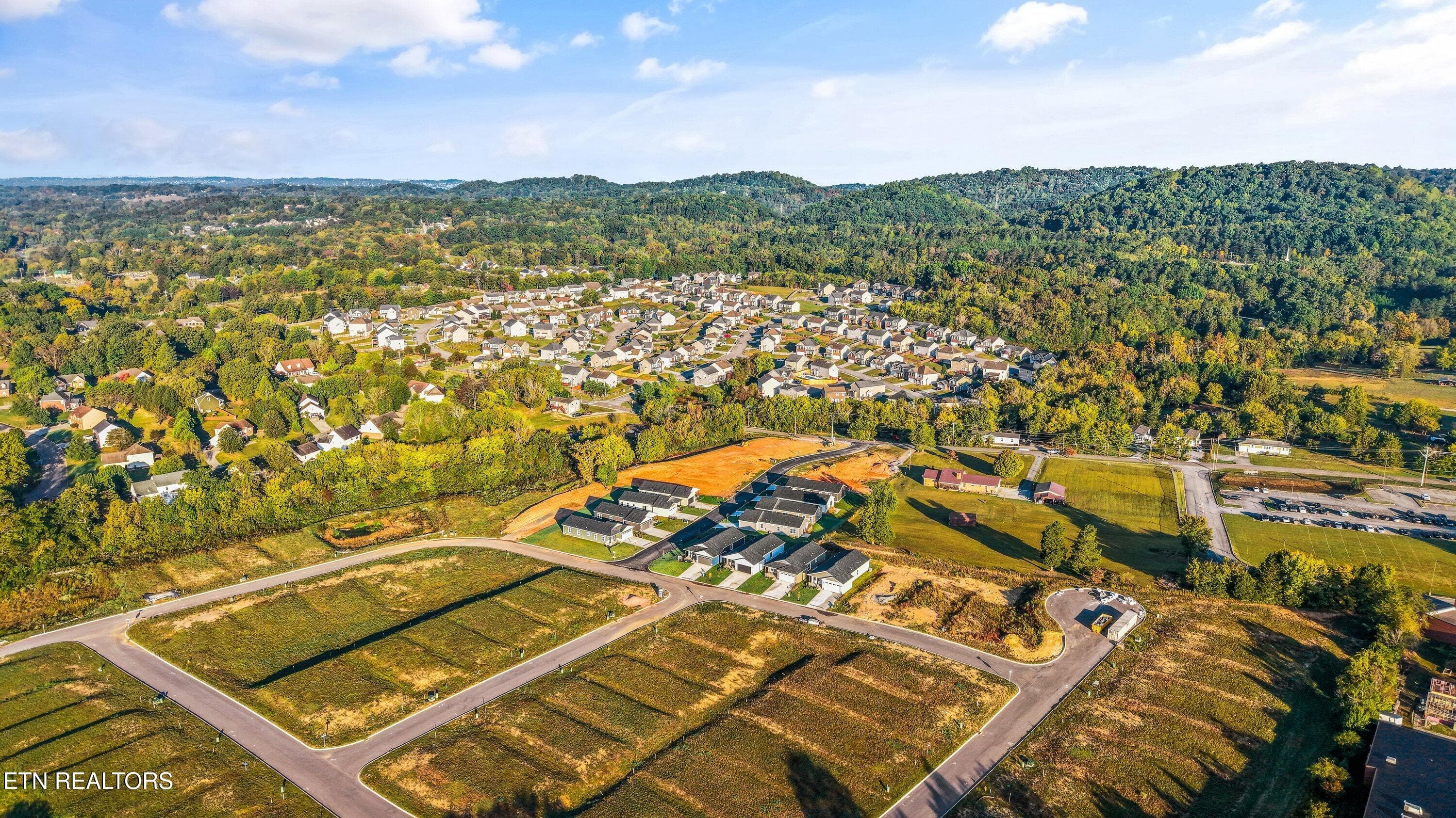 Sycamore Estates of Knoxville - 7622 Sycamore Breeze Rd, Knoxville, TN 37920, Knoxville