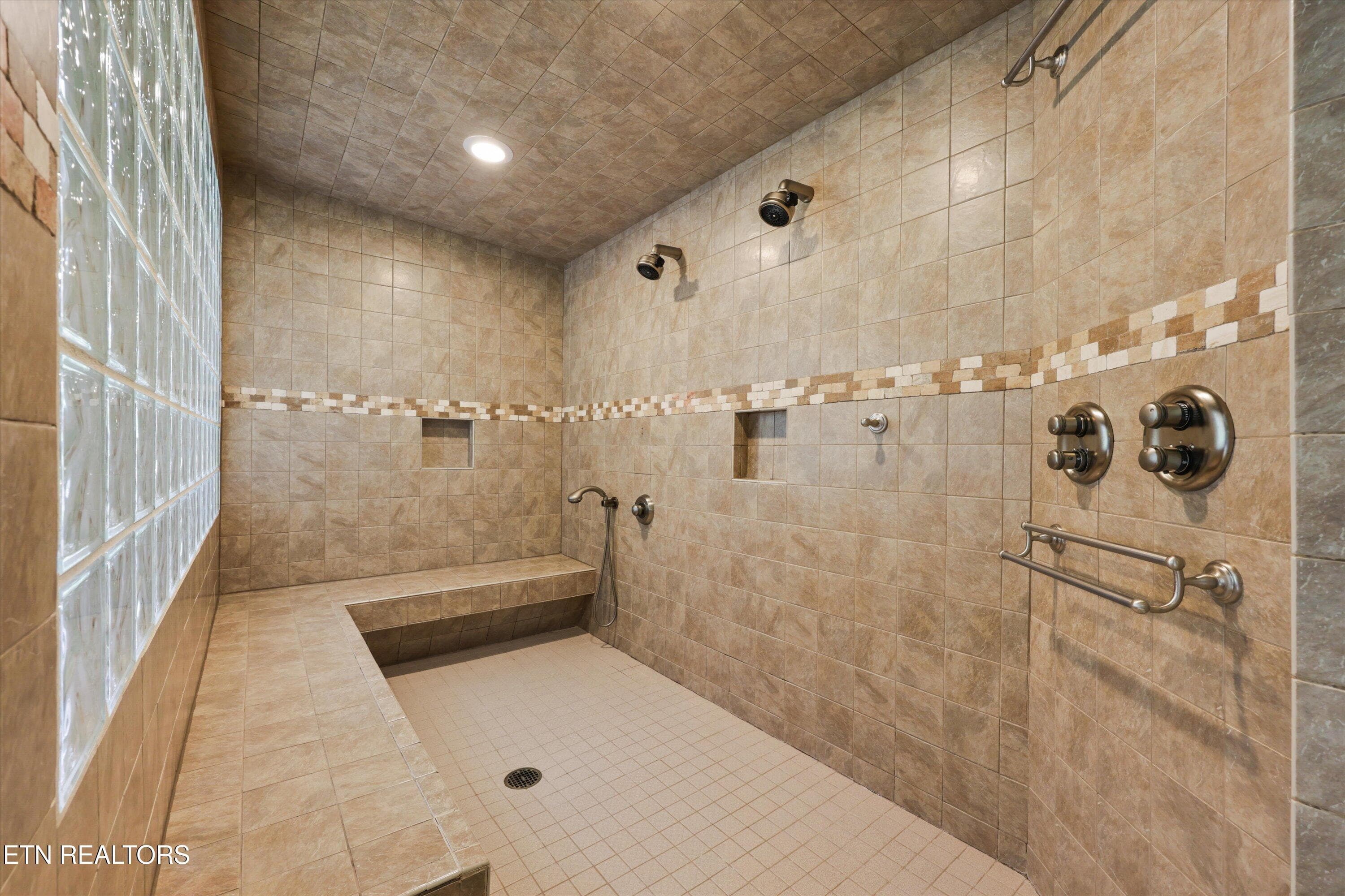 37-707 Prince George Parish11 - 707 Prince George Parish Drive, Knoxville, TN 37934, Knoxville