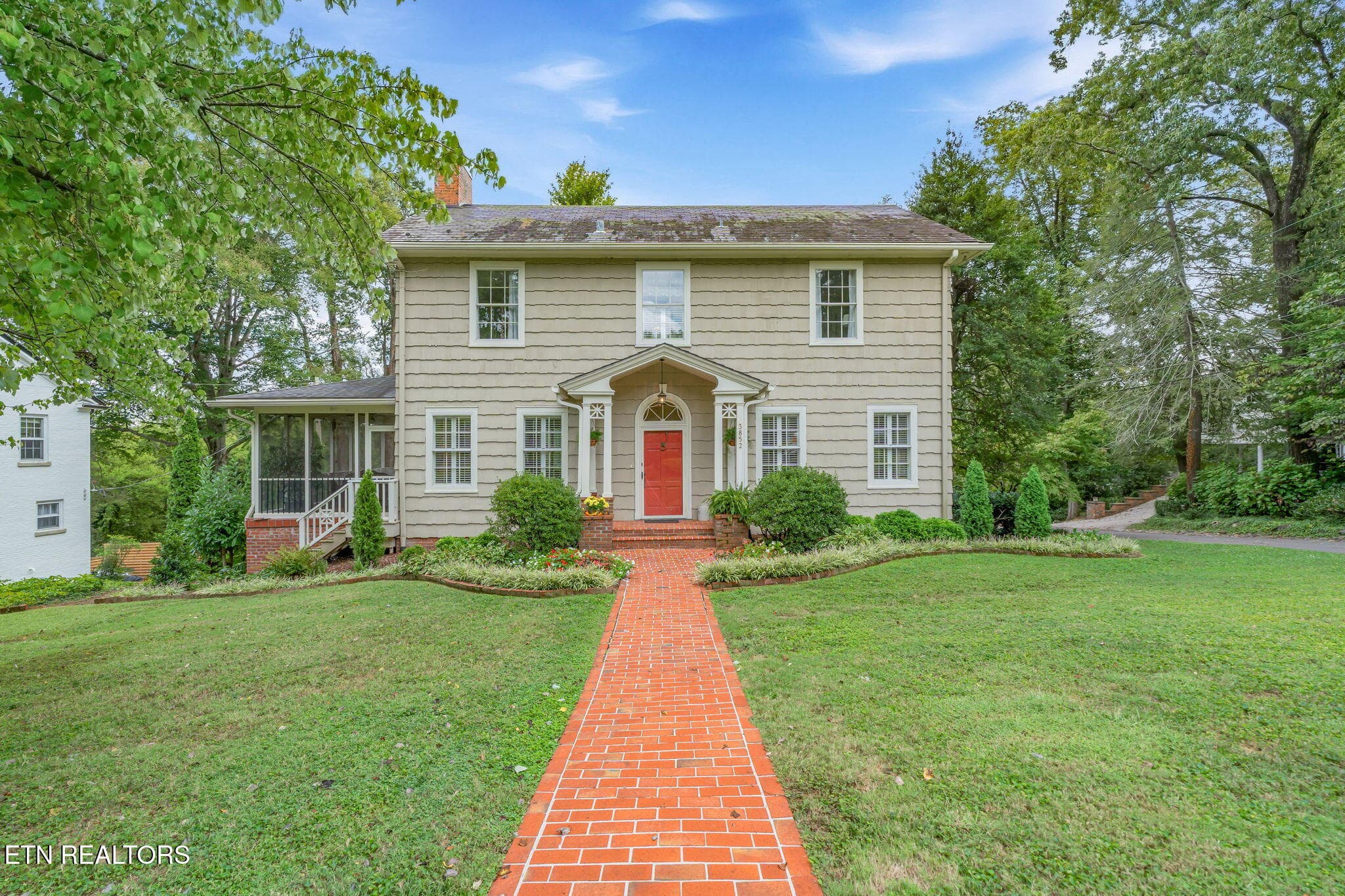 1-web-or-mls-3852 WOODHILL PLACE-10 - 3852 Woodhill Place, Knoxville, TN 37919, Knoxville