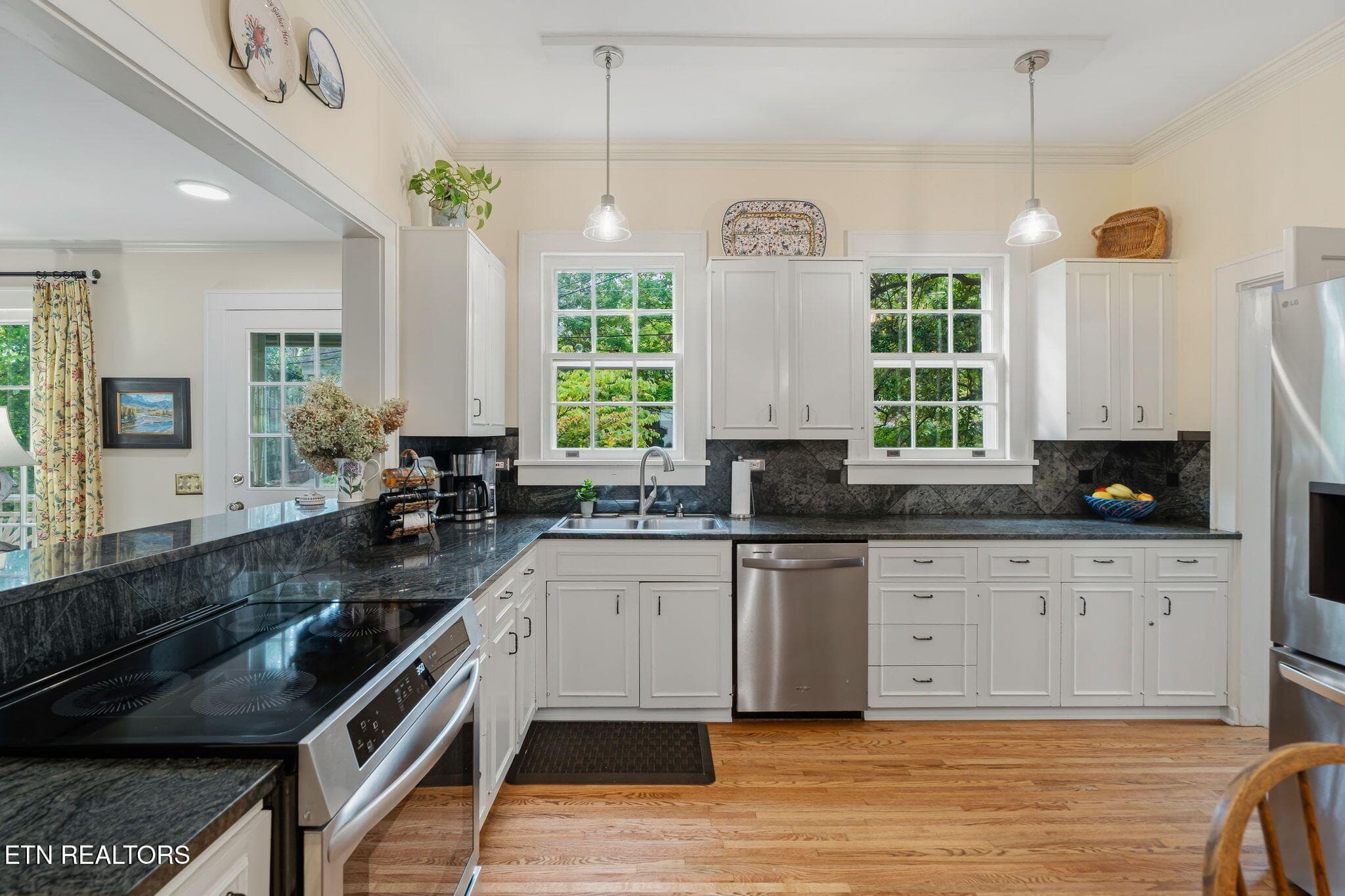 27-web-or-mls-3852 WOODHILL PLACE-35 - 3852 Woodhill Place, Knoxville, TN 37919, Knoxville