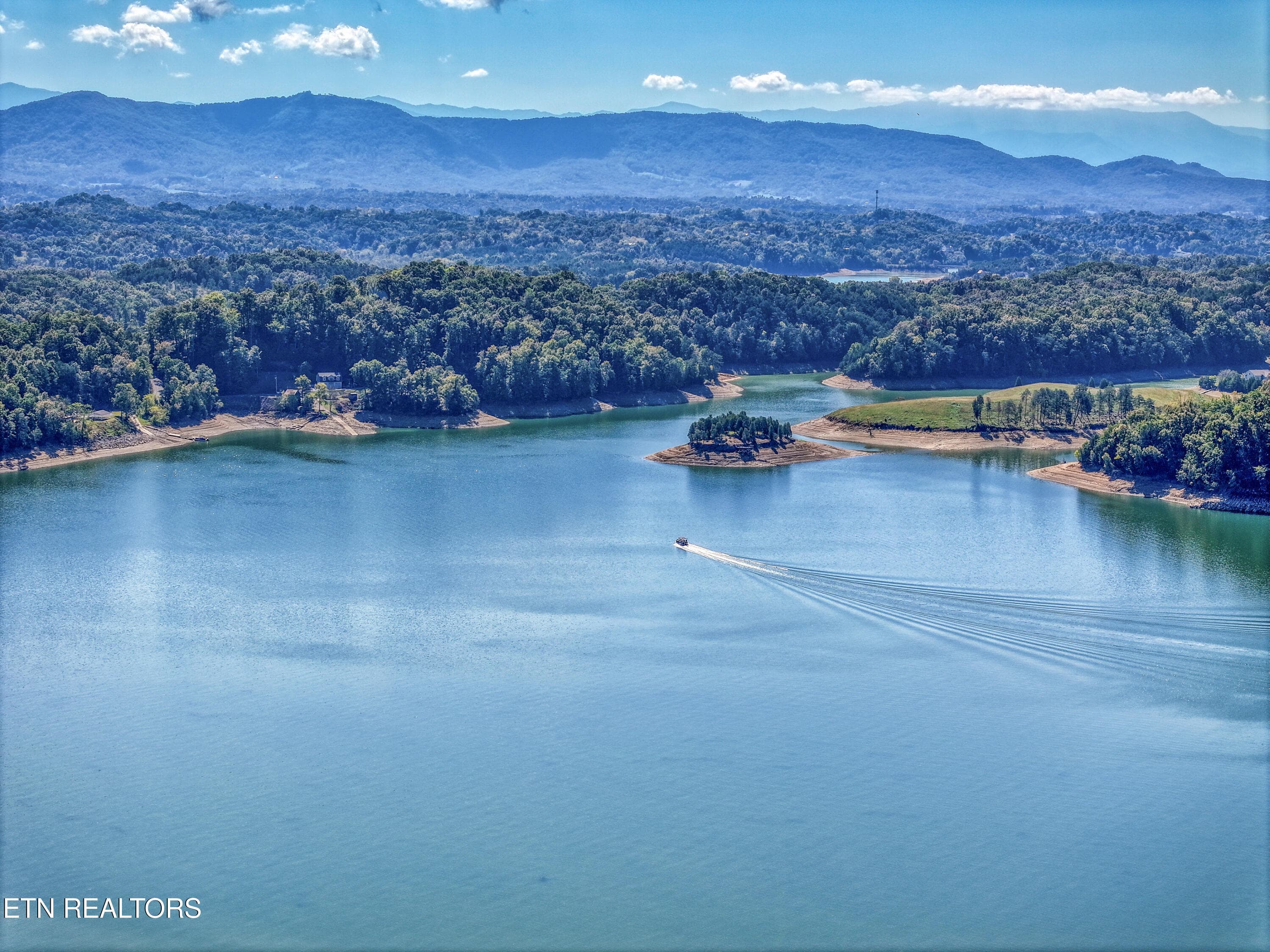 DJI_20261007130217_0013_D_98 - 1549 Wise Way, Dandridge, TN 37725, Dandridge