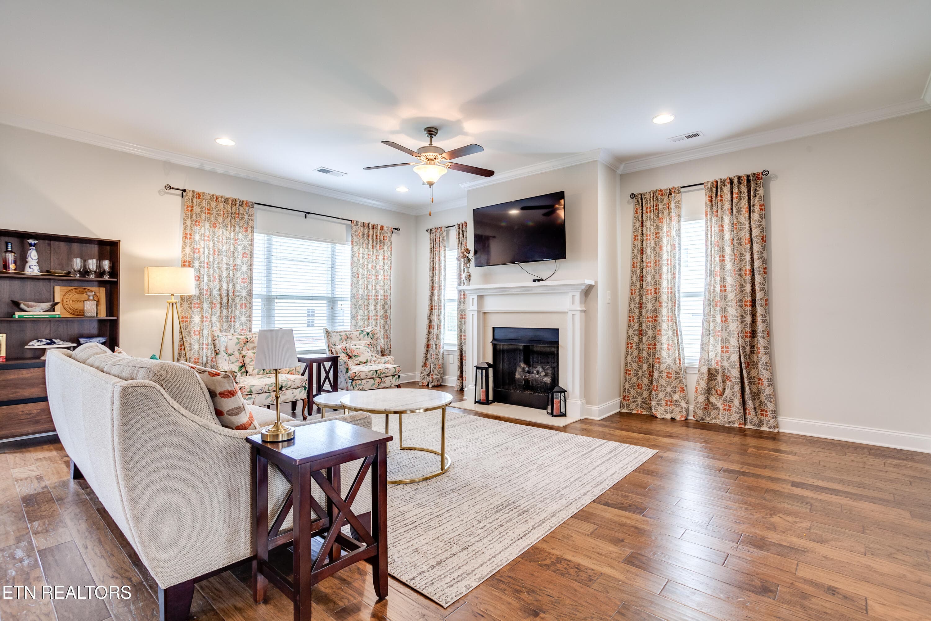 17 Family Room - 2407 Drake St, Maryville, TN 37801, Maryville