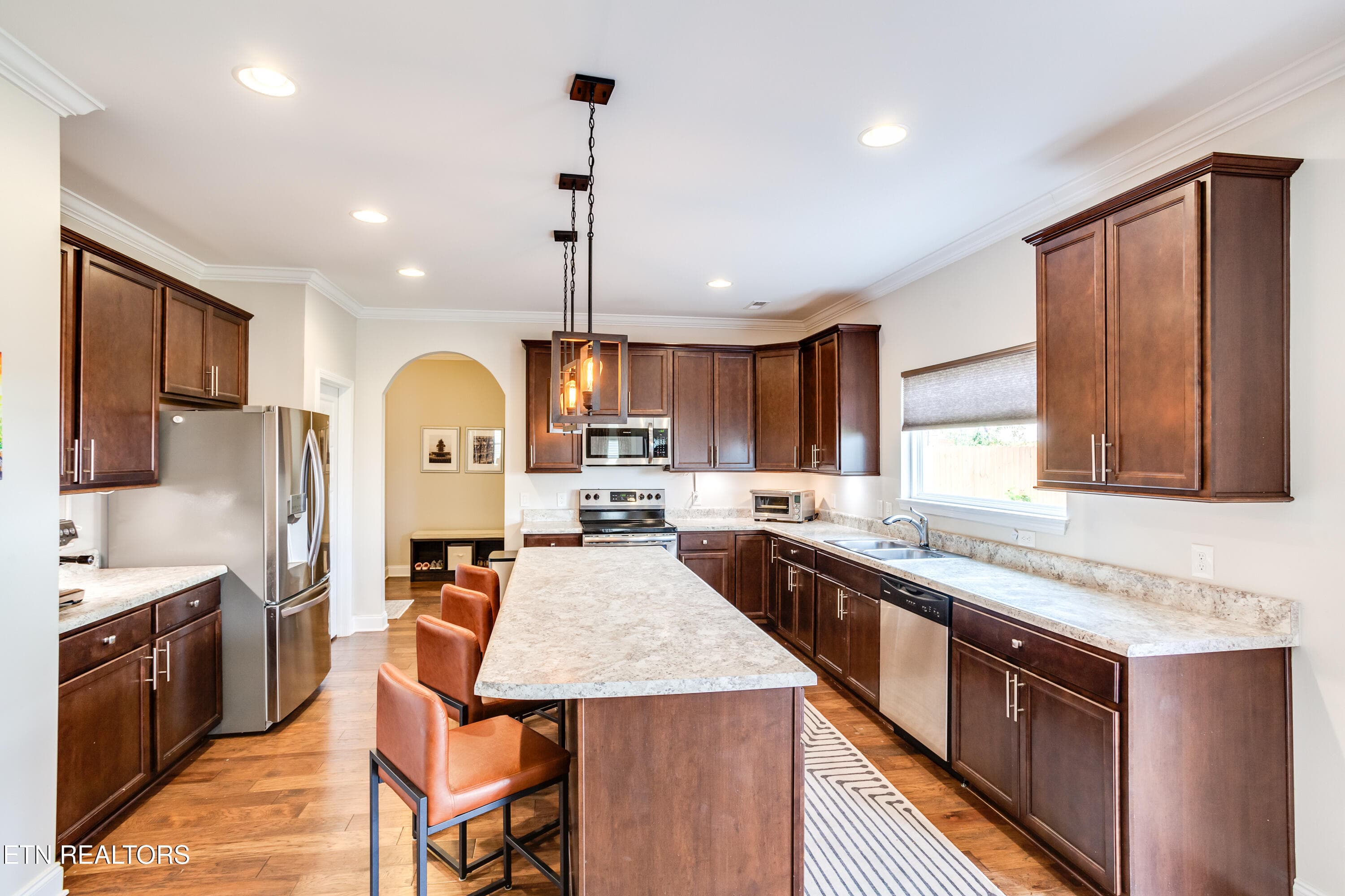 21 Kitchen - 2407 Drake St, Maryville, TN 37801, Maryville