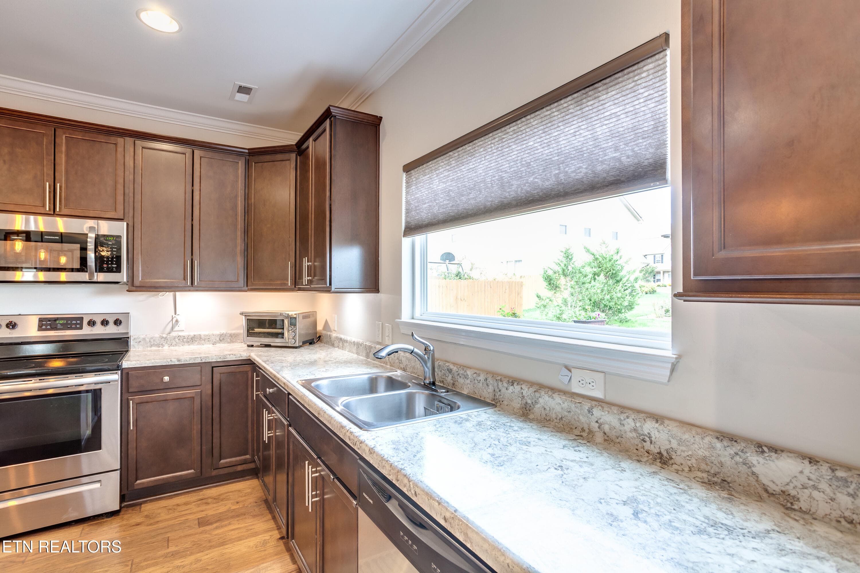 23 Kitchen - 2407 Drake St, Maryville, TN 37801, Maryville
