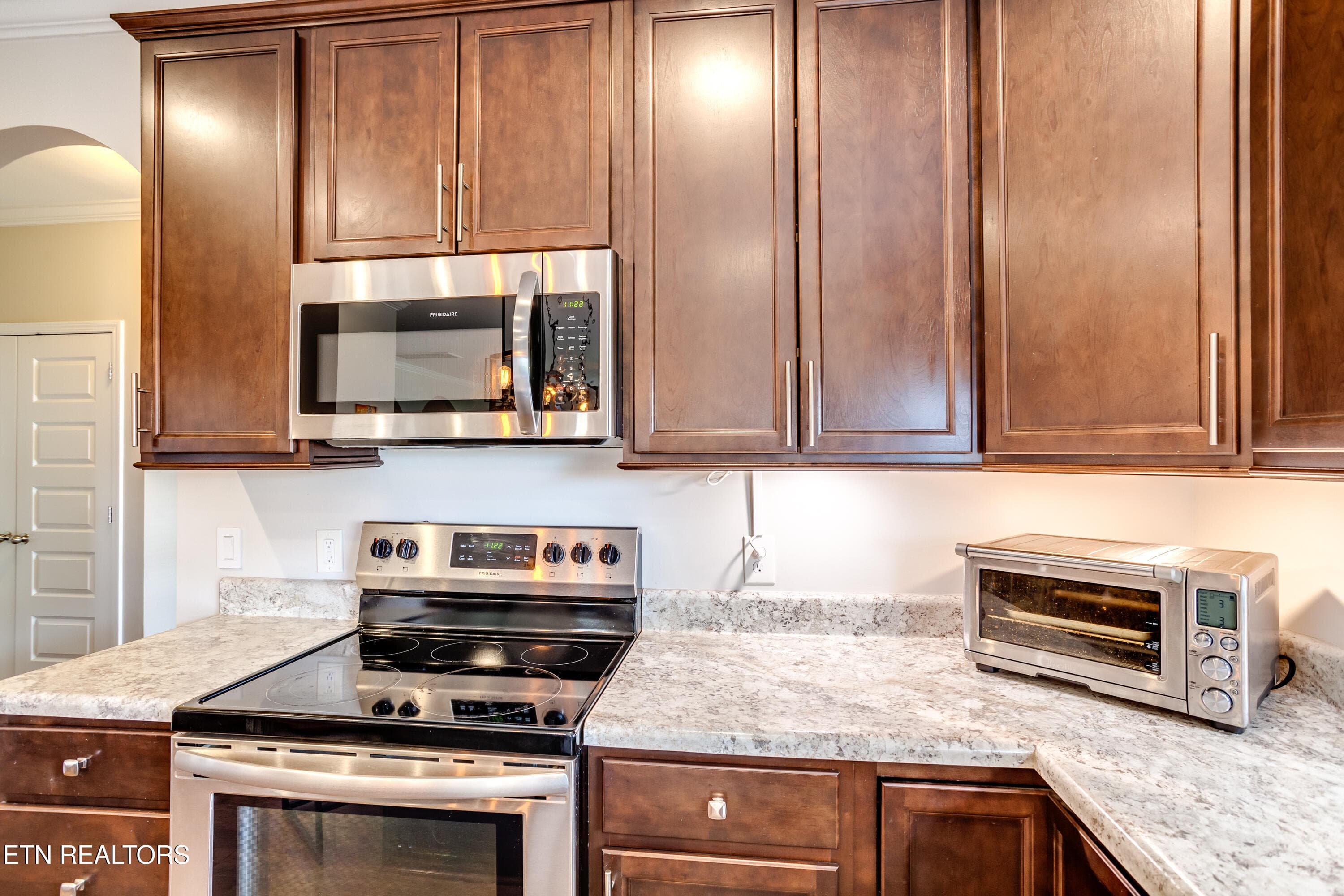 24 Kitchen - 2407 Drake St, Maryville, TN 37801, Maryville