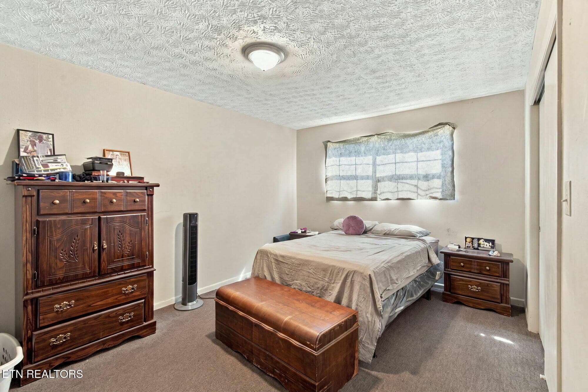24-web-or-mls-024_020_DSC_9402__declutte - 2824 Colt Drive, Knoxville, TN 37918, Knoxville