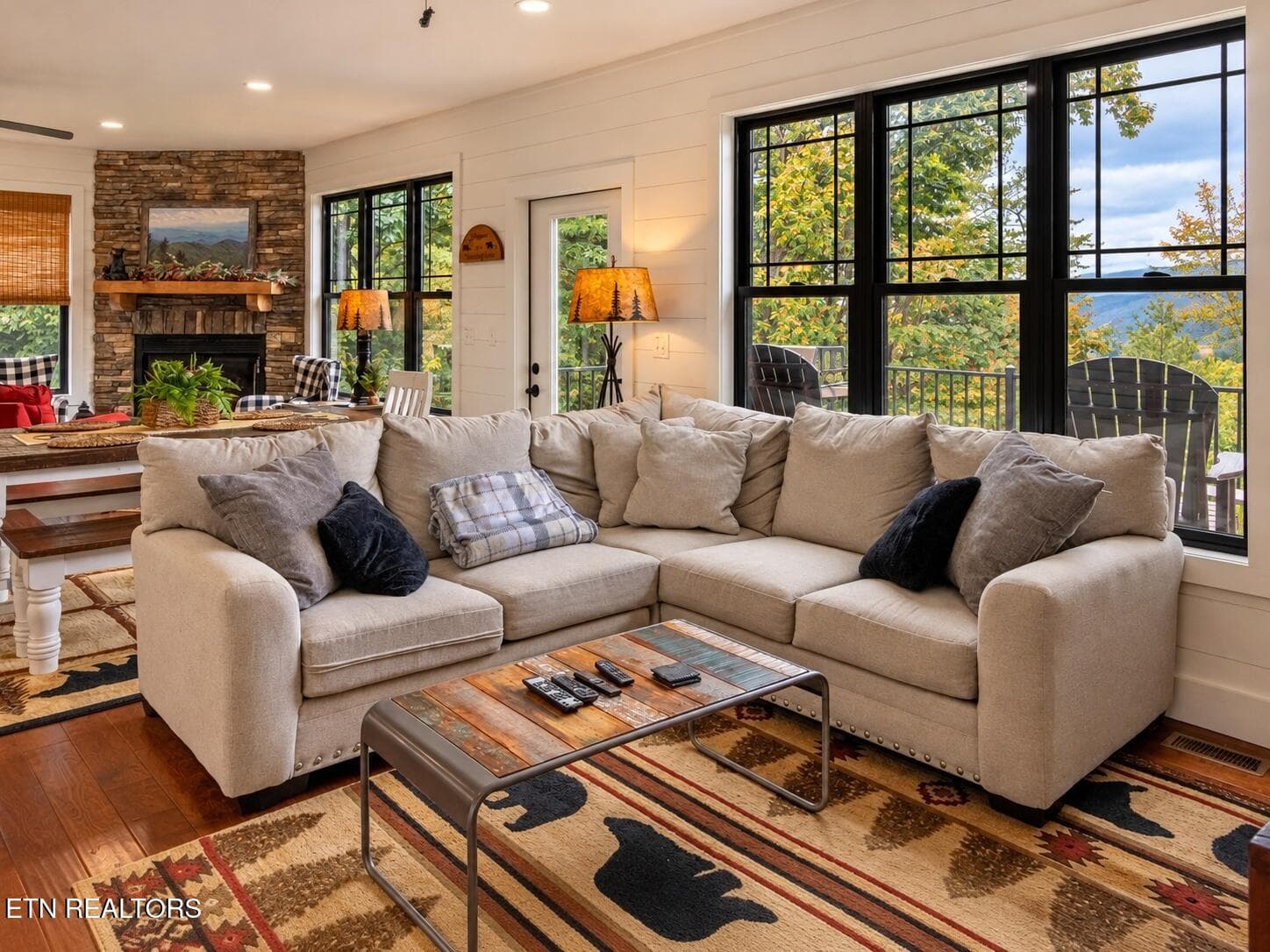 10_wide_angle_cozy_well_lit_interior_liv - 4973 Long Rifle Rd, Walland, TN 37886, Walland