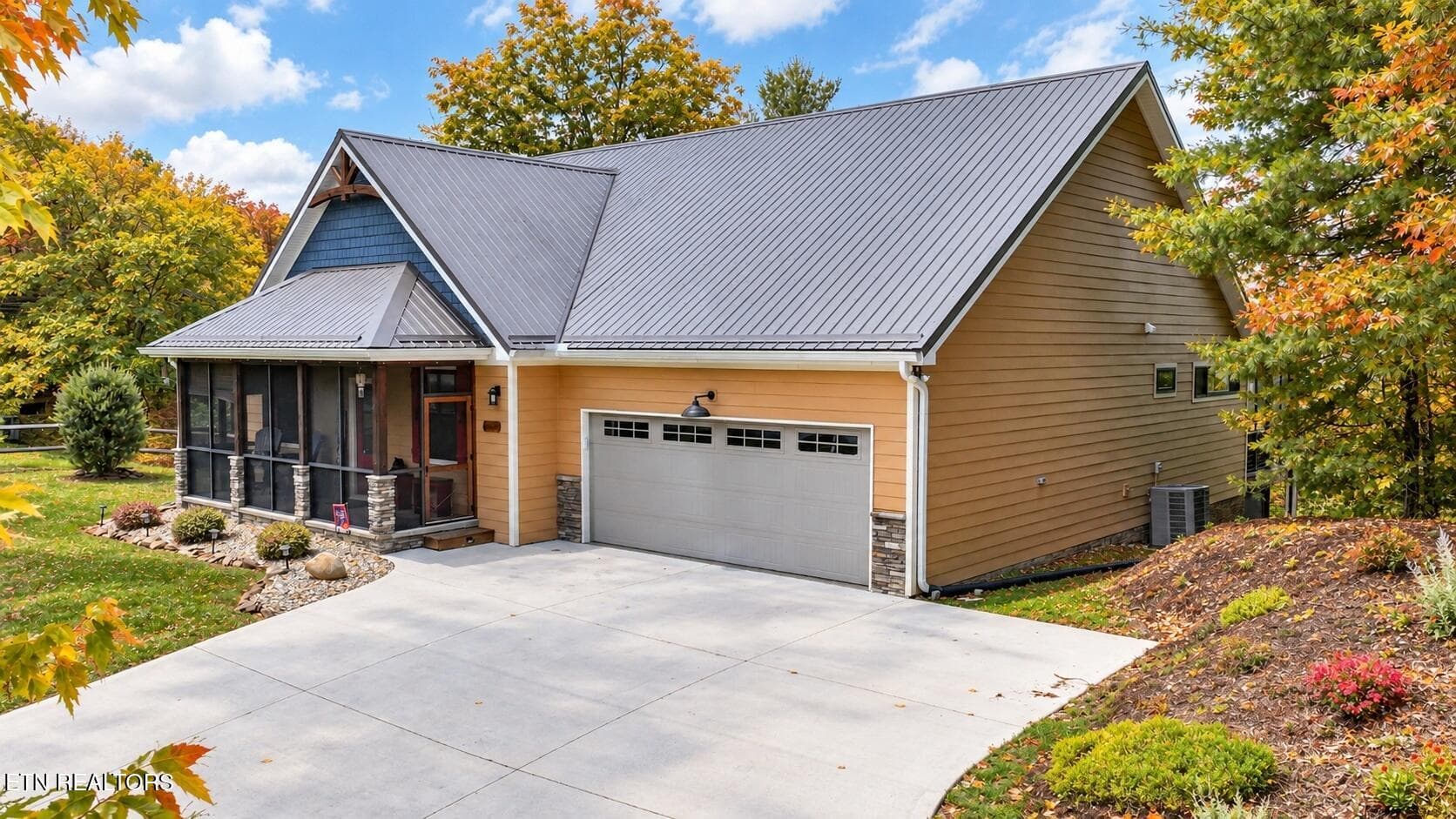 24_wide_exterior_architectural_photograp - 4973 Long Rifle Rd, Walland, TN 37886, Walland