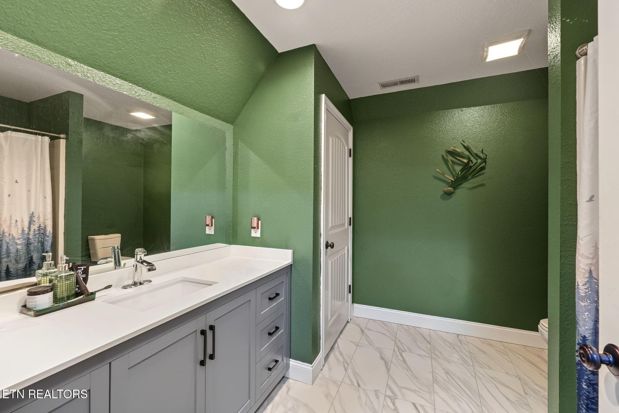 28-web-or-mls-DSC06351-2 - 1256 Rippling Waters Circle, Sevierville, TN 37876, Sevierville