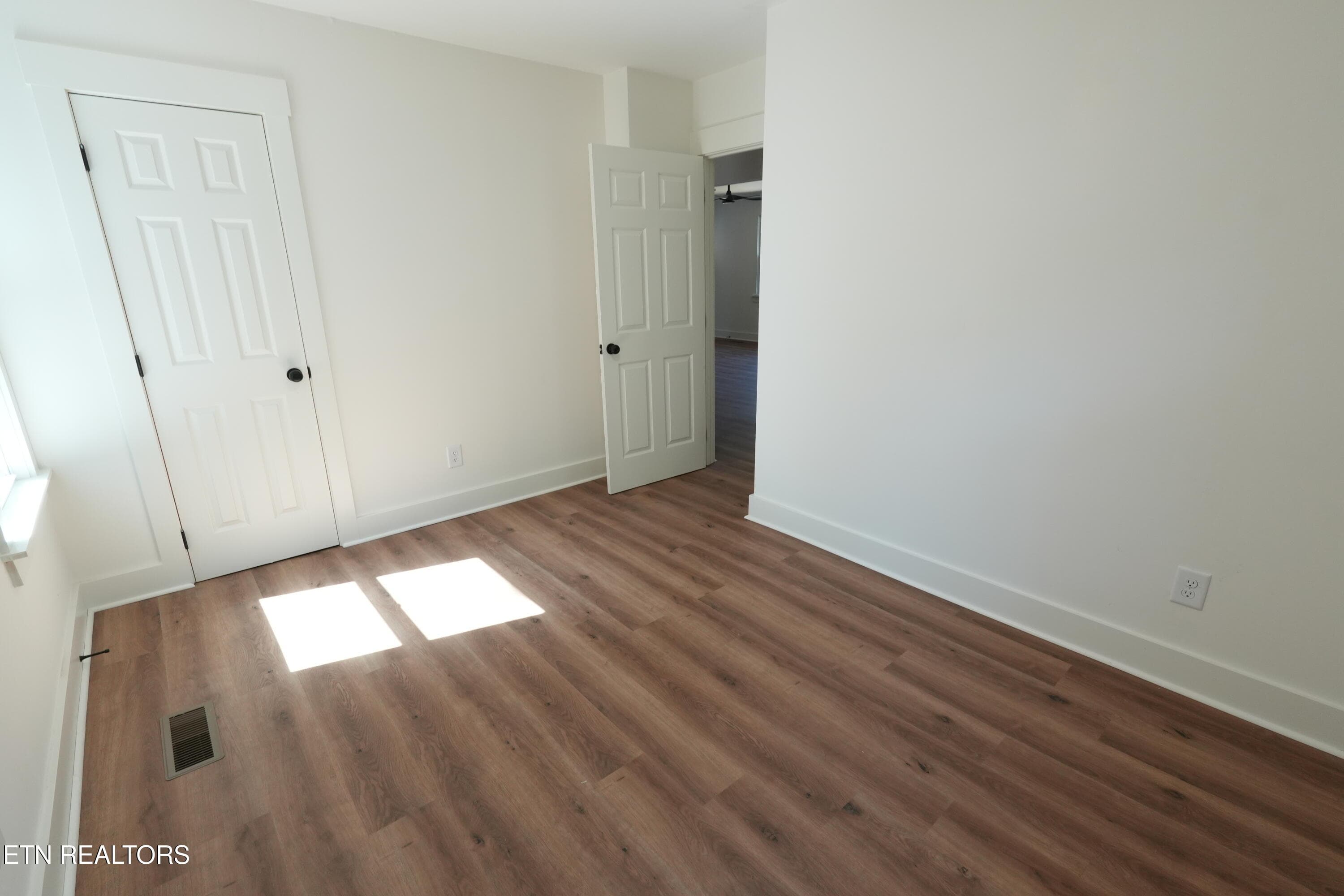 3rd Bedroom (Continued) (2) - 2728 Arbor Place, Knoxville, TN 37917, Knoxville