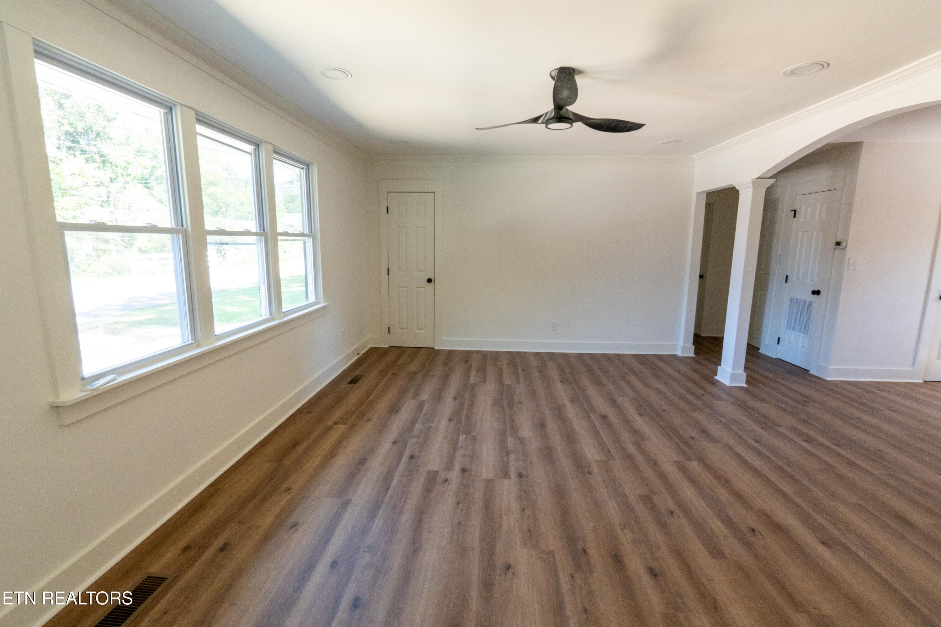 Living Room - 2728 Arbor Place, Knoxville, TN 37917, Knoxville