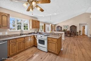 Kitchen - 1957 Lakebrook Circle, Dandridge, TN 37725, Dandridge