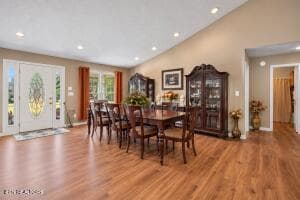 Foyer and dining room - 1957 Lakebrook Circle, Dandridge, TN 37725, Dandridge