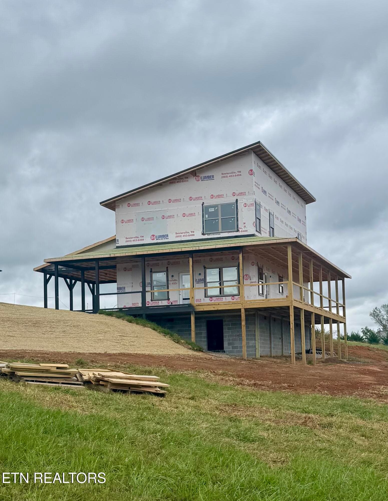 1646 Myers Rd, Sevierville, TN 37862