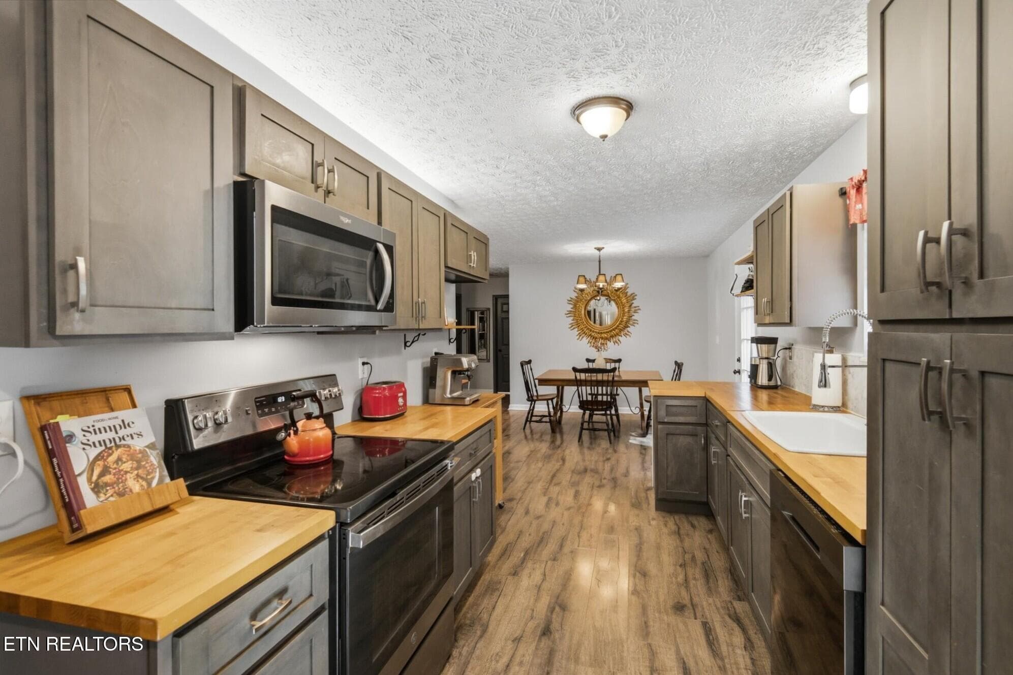 20 - 10000 Sugar Pine Court, Powell, TN 37849, Powell