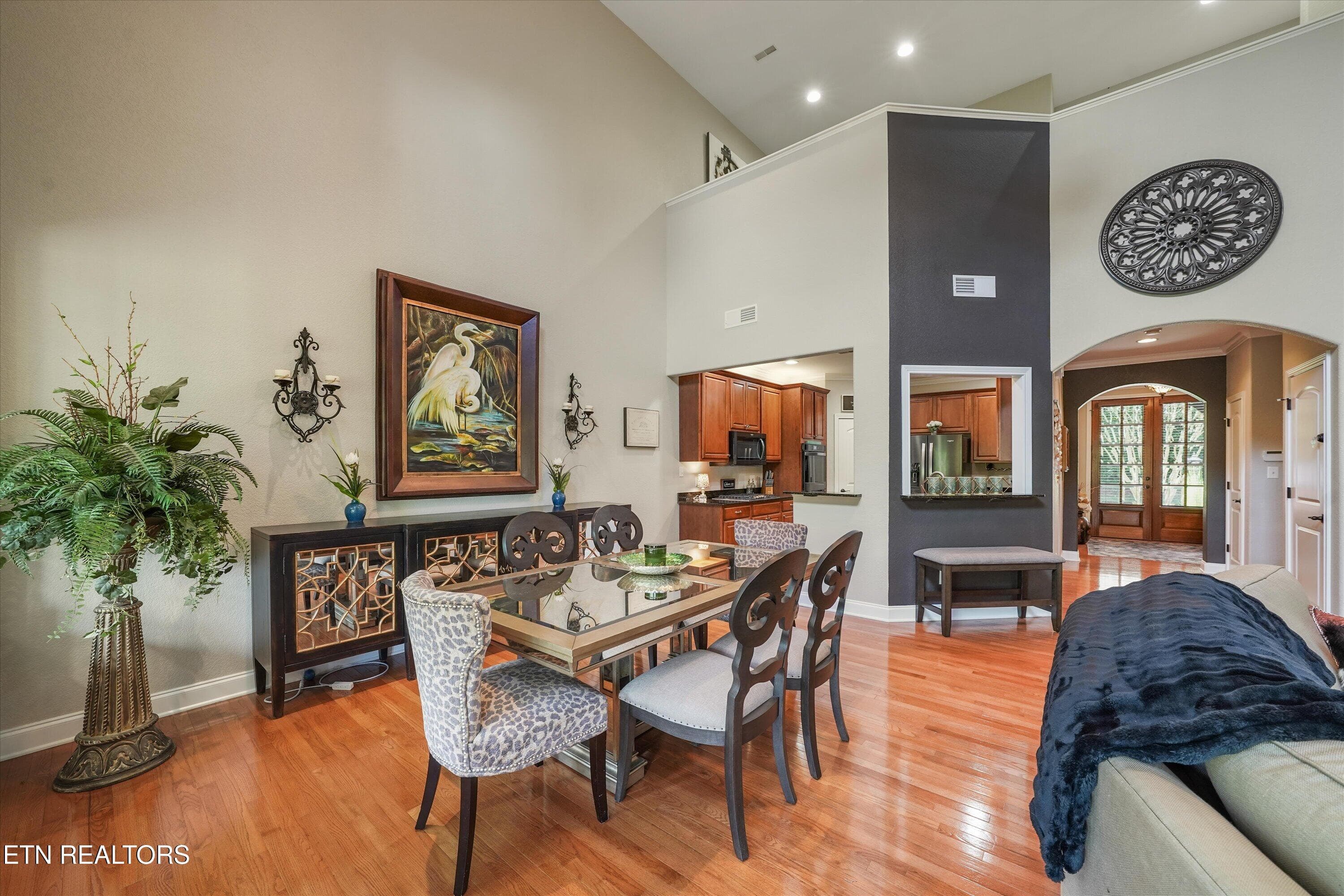 Soaring Vaulted Living Space - 10107 Autumn Valley Lane, Knoxville, TN 37922, Knoxville