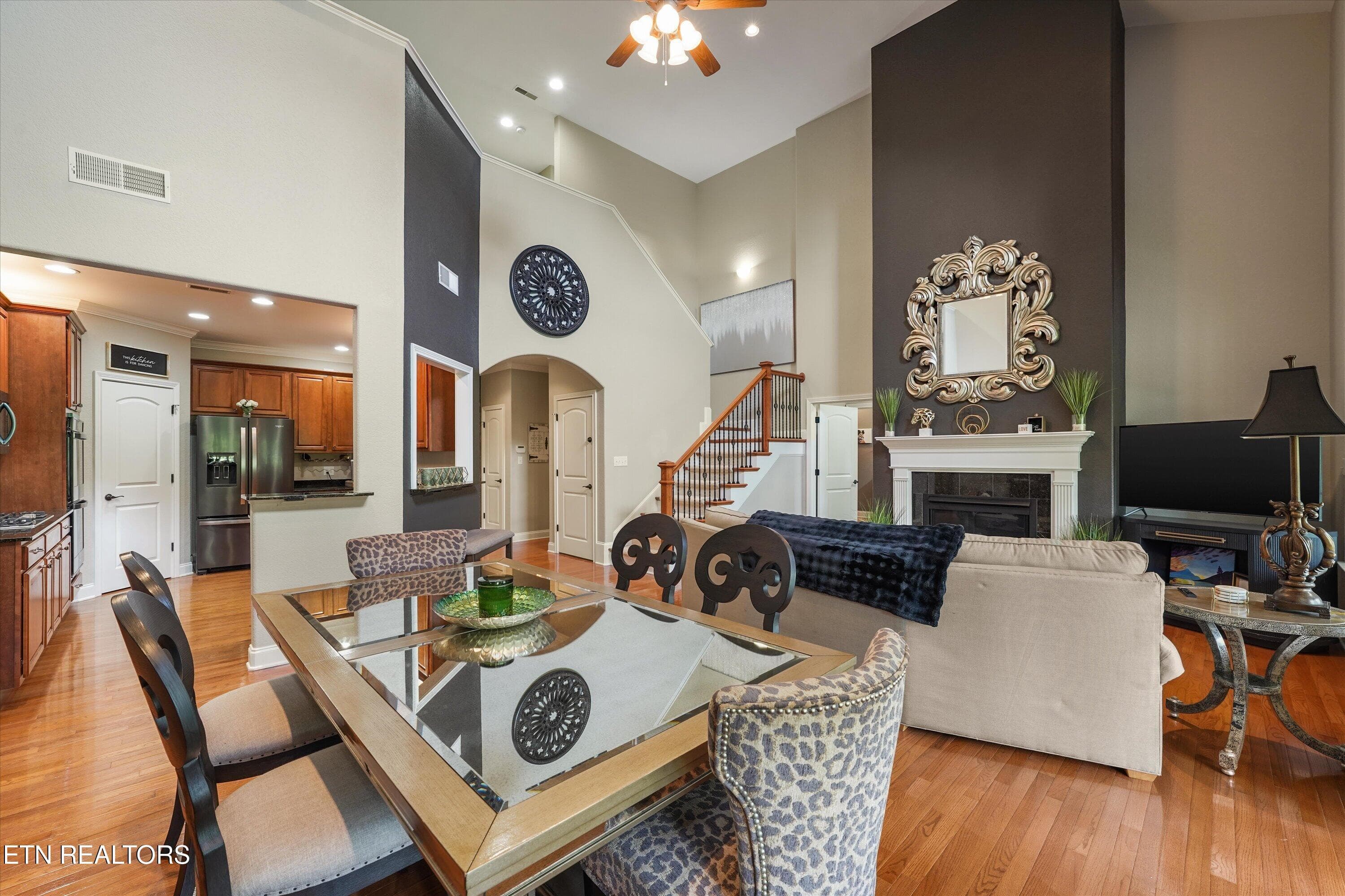Living and Dining Made for Gathering - 10107 Autumn Valley Lane, Knoxville, TN 37922, Knoxville